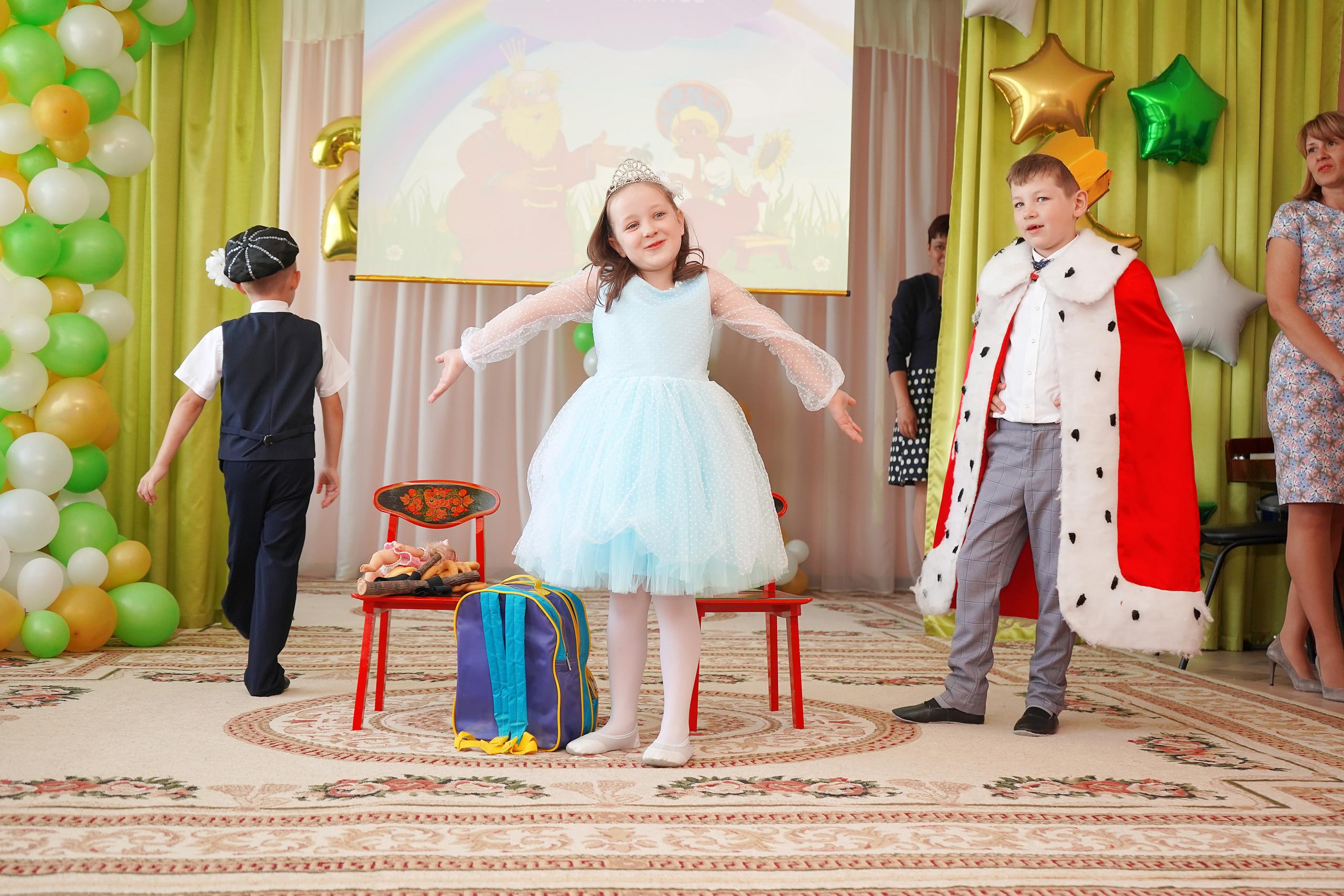 Фотосъемка видеосъёмка фотограф видеооператор новогодних утренников  в. Фотограф, видеооператор Нина Коршунова