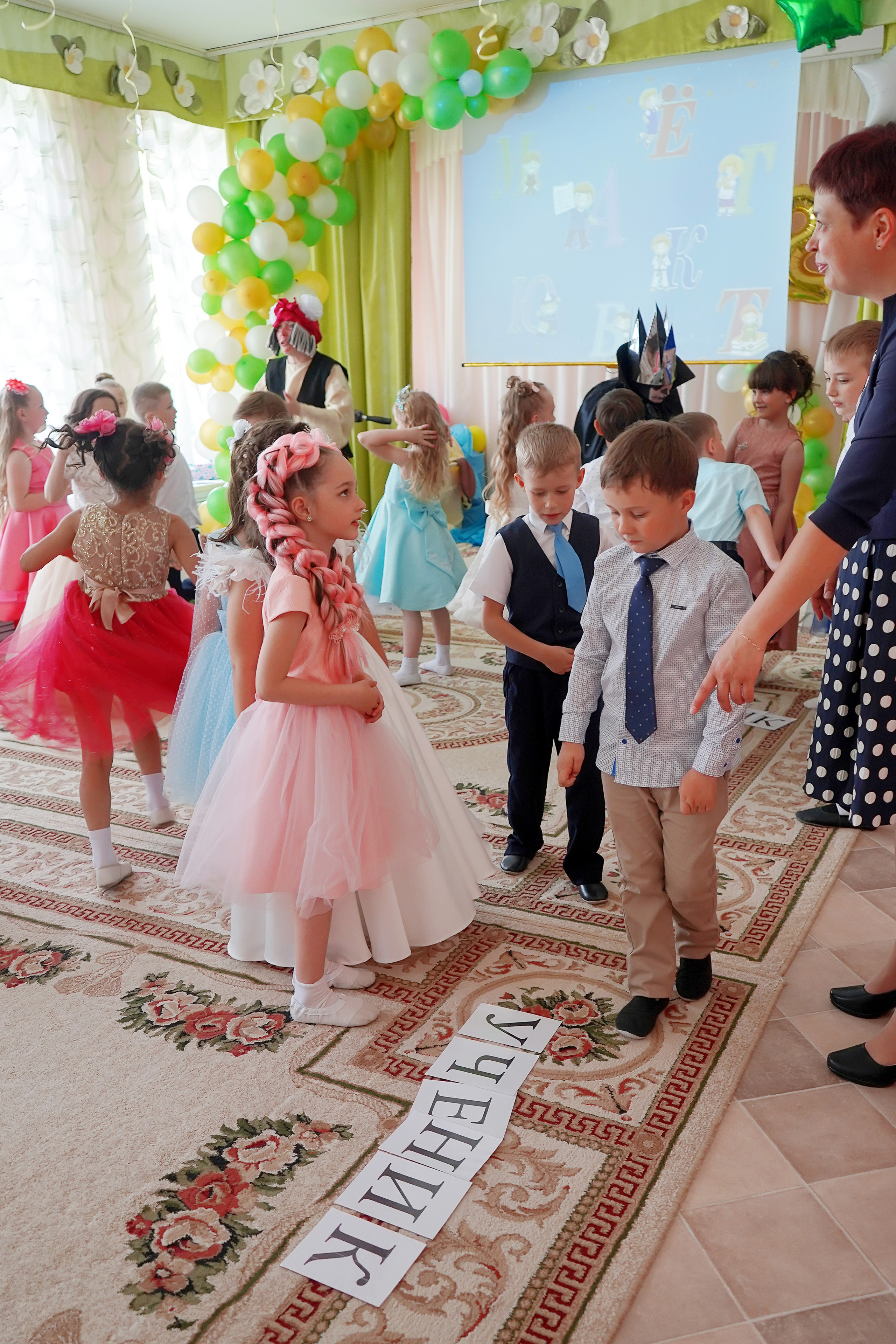 Фотосъемка видеосъёмка фотограф видеооператор новогодних утренников  в. Фотограф, видеооператор Нина Коршунова