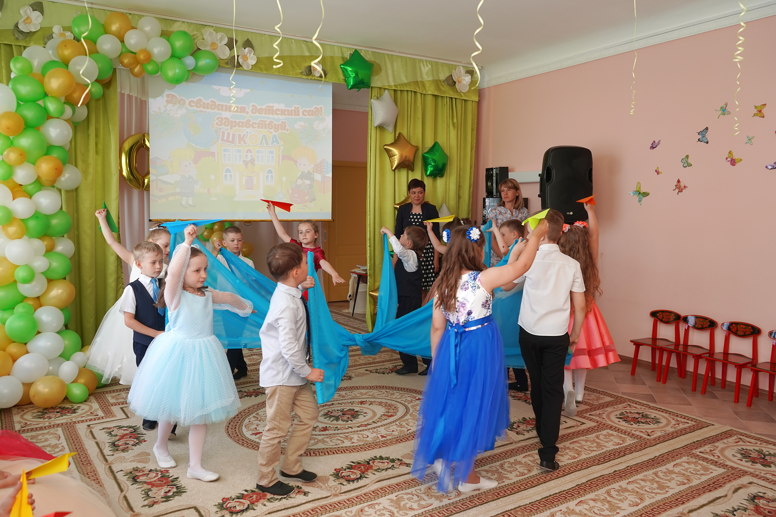 Фотосъемка видеосъёмка фотограф видеооператор новогодних утренников  в. Фотограф, видеооператор Нина Коршунова