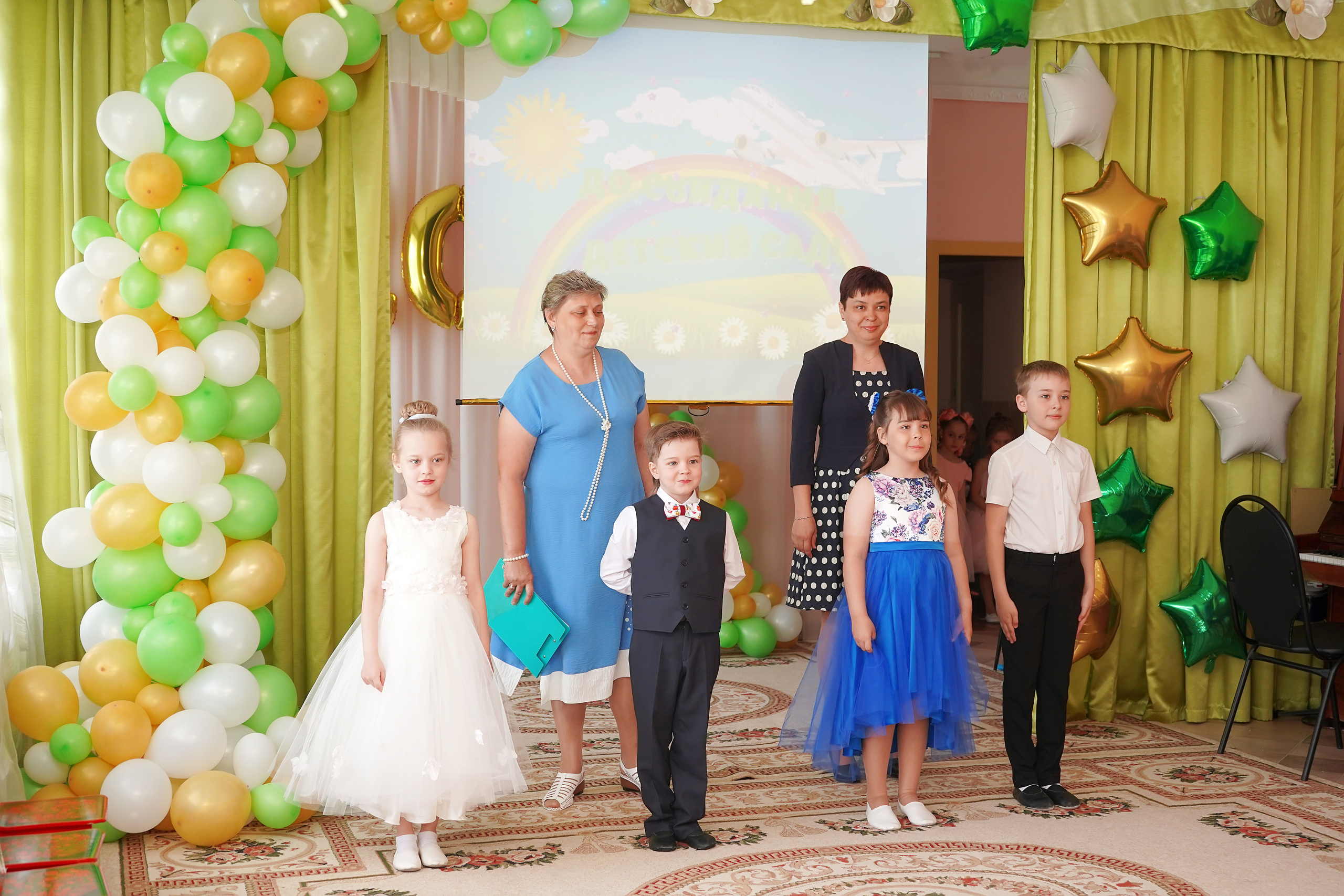 Фотосъемка видеосъёмка фотограф видеооператор новогодних утренников  в. Фотограф, видеооператор Нина Коршунова