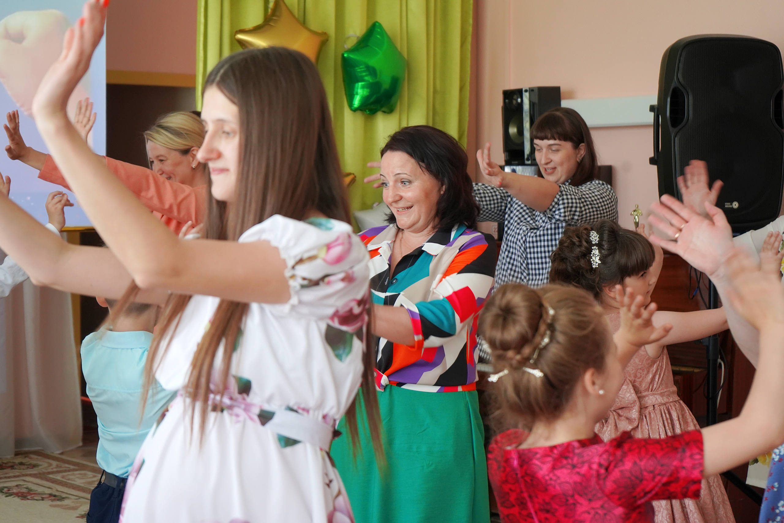 Фотосъемка видеосъёмка фотограф видеооператор новогодних утренников  в. Фотограф, видеооператор Нина Коршунова