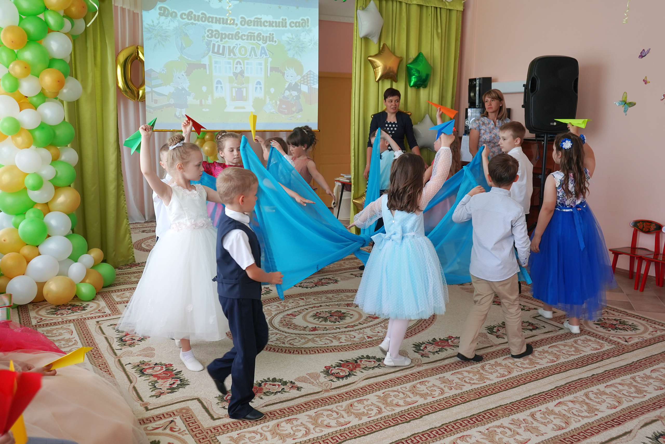 Фотосъемка видеосъёмка фотограф видеооператор новогодних утренников  в. Фотограф, видеооператор Нина Коршунова