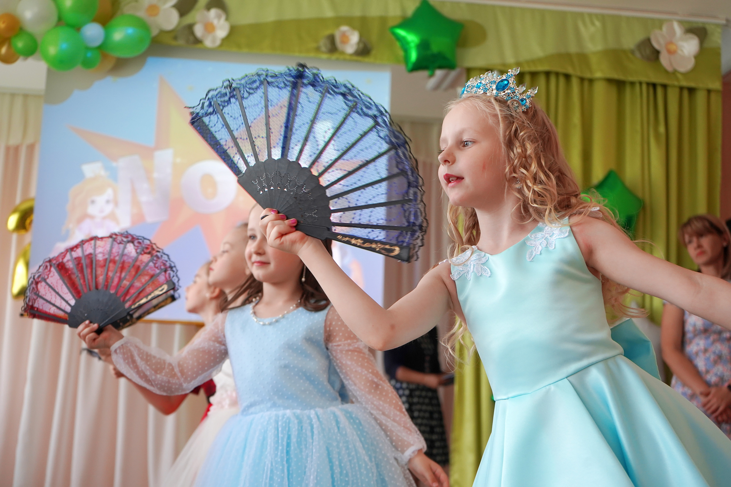 Фотосъемка видеосъёмка фотограф видеооператор новогодних утренников  в. Фотограф, видеооператор Нина Коршунова