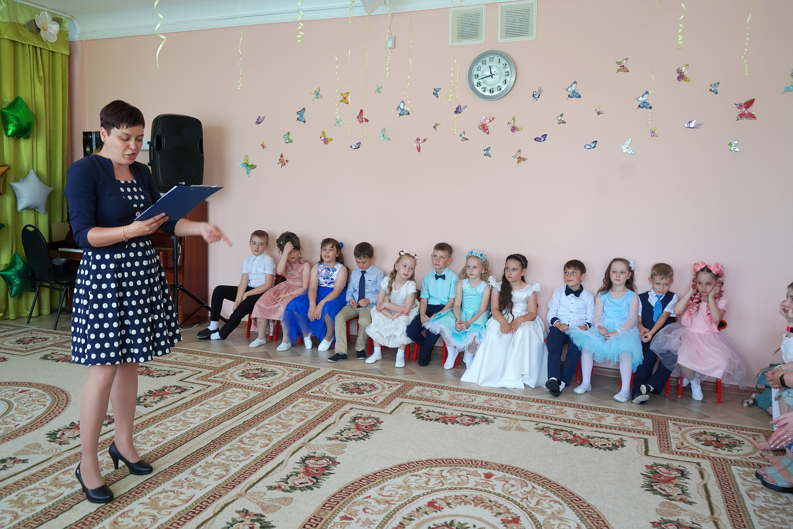 Фотосъемка видеосъёмка фотограф видеооператор новогодних утренников  в. Фотограф, видеооператор Нина Коршунова