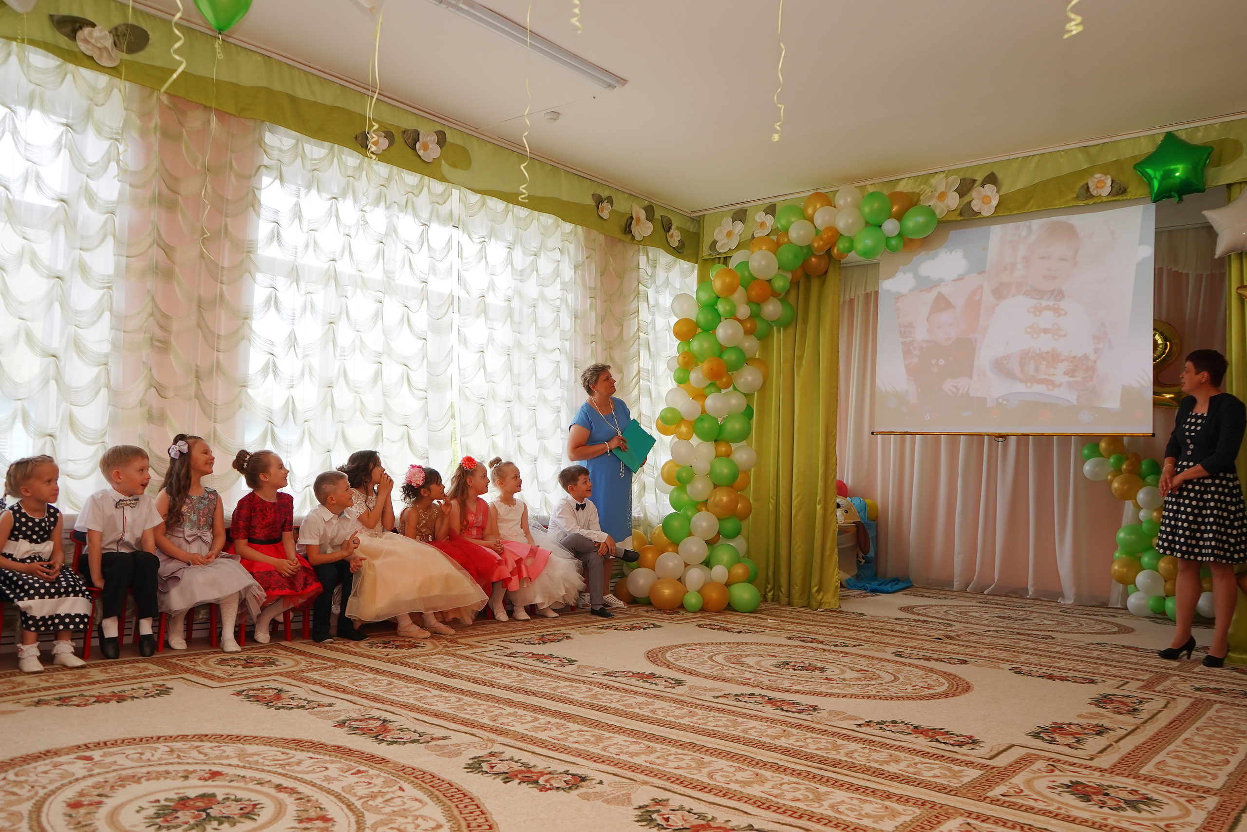 Фотосъемка видеосъёмка фотограф видеооператор новогодних утренников  в. Фотограф, видеооператор Нина Коршунова