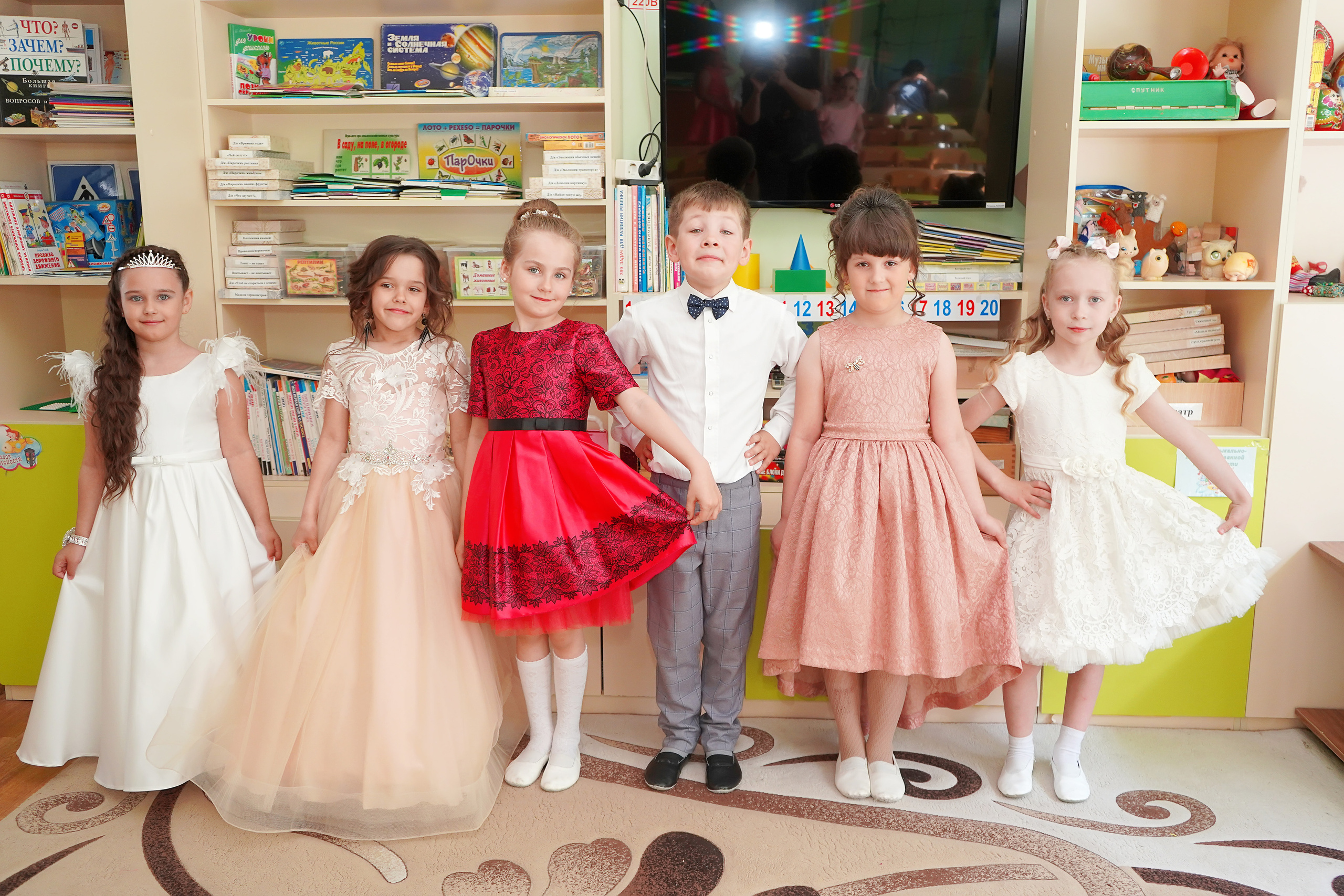 Фотосъемка видеосъёмка фотограф видеооператор новогодних утренников  в. Фотограф, видеооператор Нина Коршунова