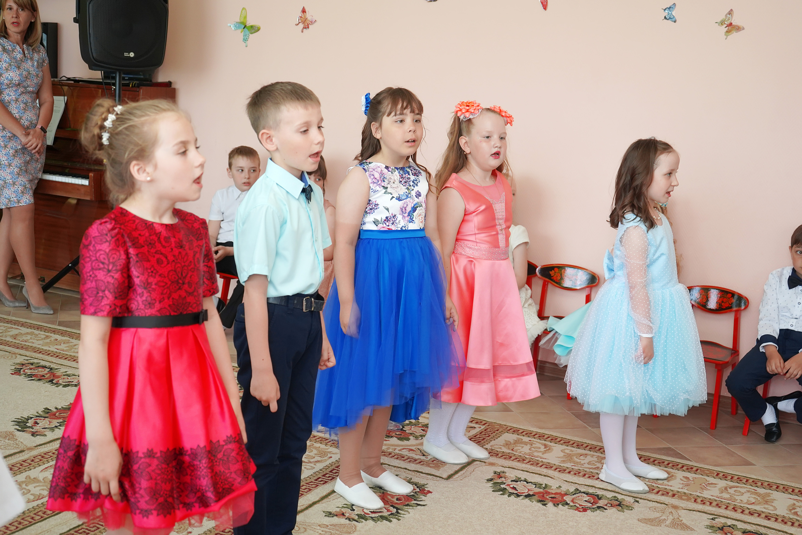 Фотосъемка видеосъёмка фотограф видеооператор новогодних утренников  в. Фотограф, видеооператор Нина Коршунова