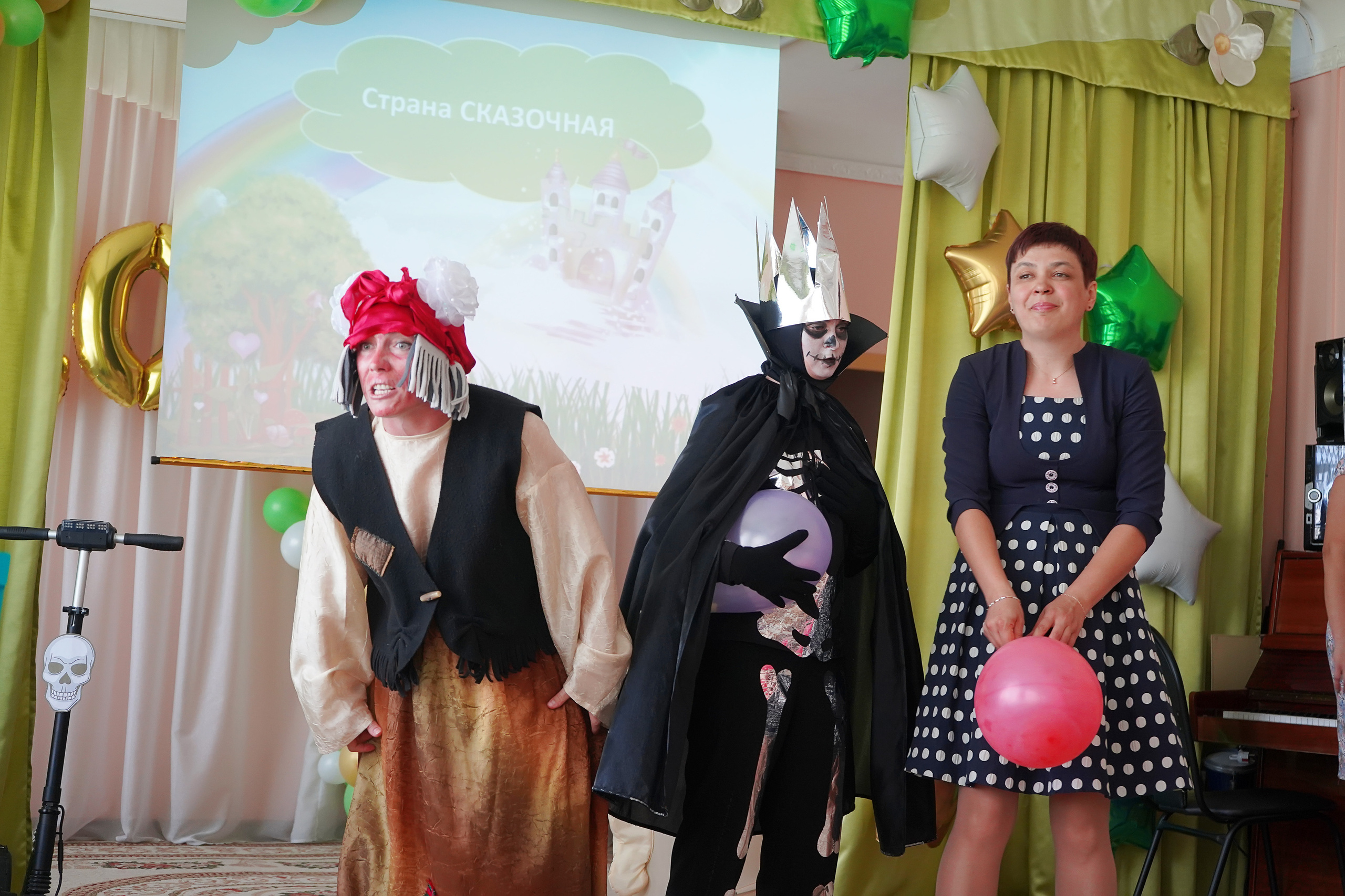 Фотосъемка видеосъёмка фотограф видеооператор новогодних утренников  в. Фотограф, видеооператор Нина Коршунова