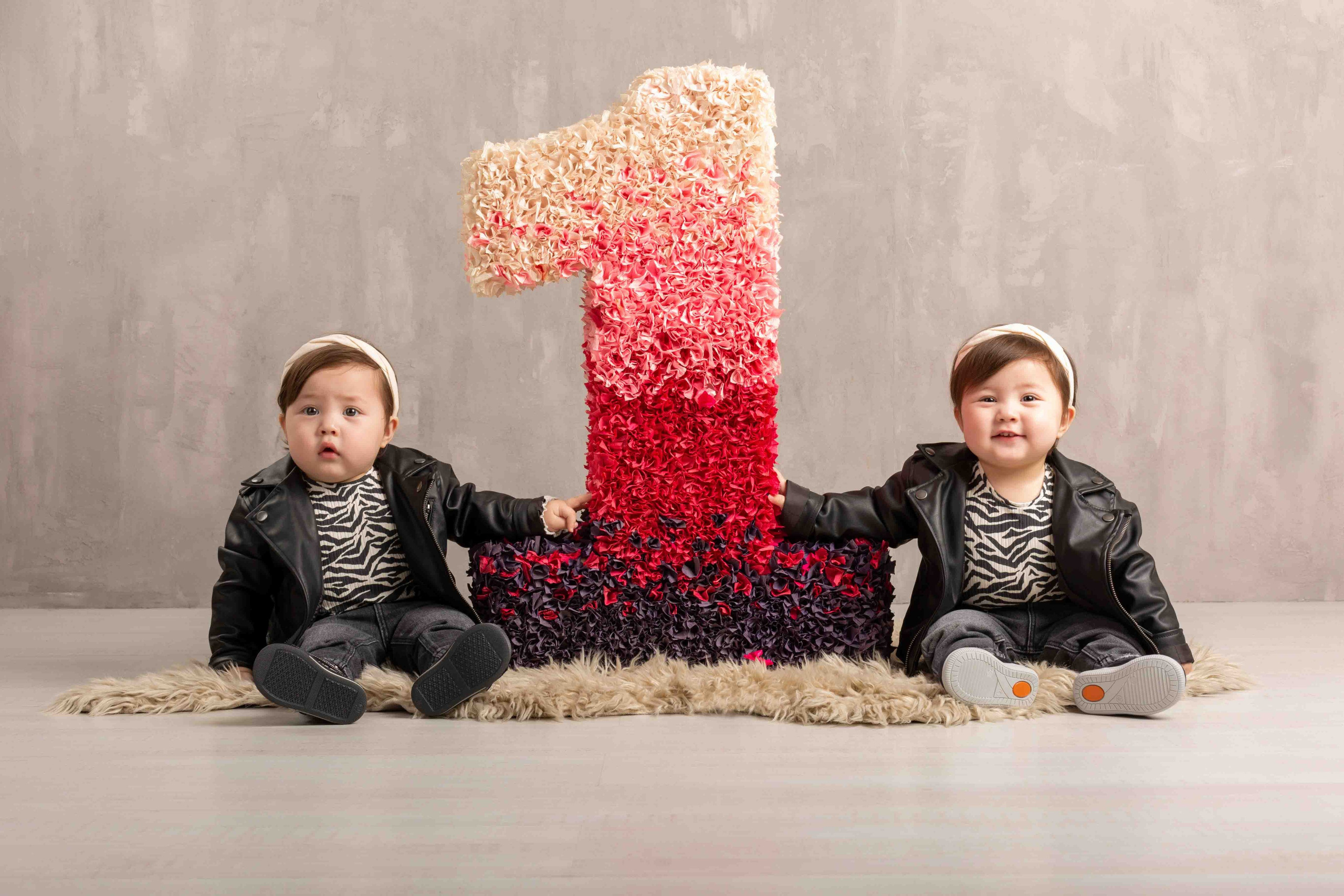 Фотосессия на один годик. Фотостудия Алматы. Семейная и детская фотостудия Family studio.Фотограф Алматы