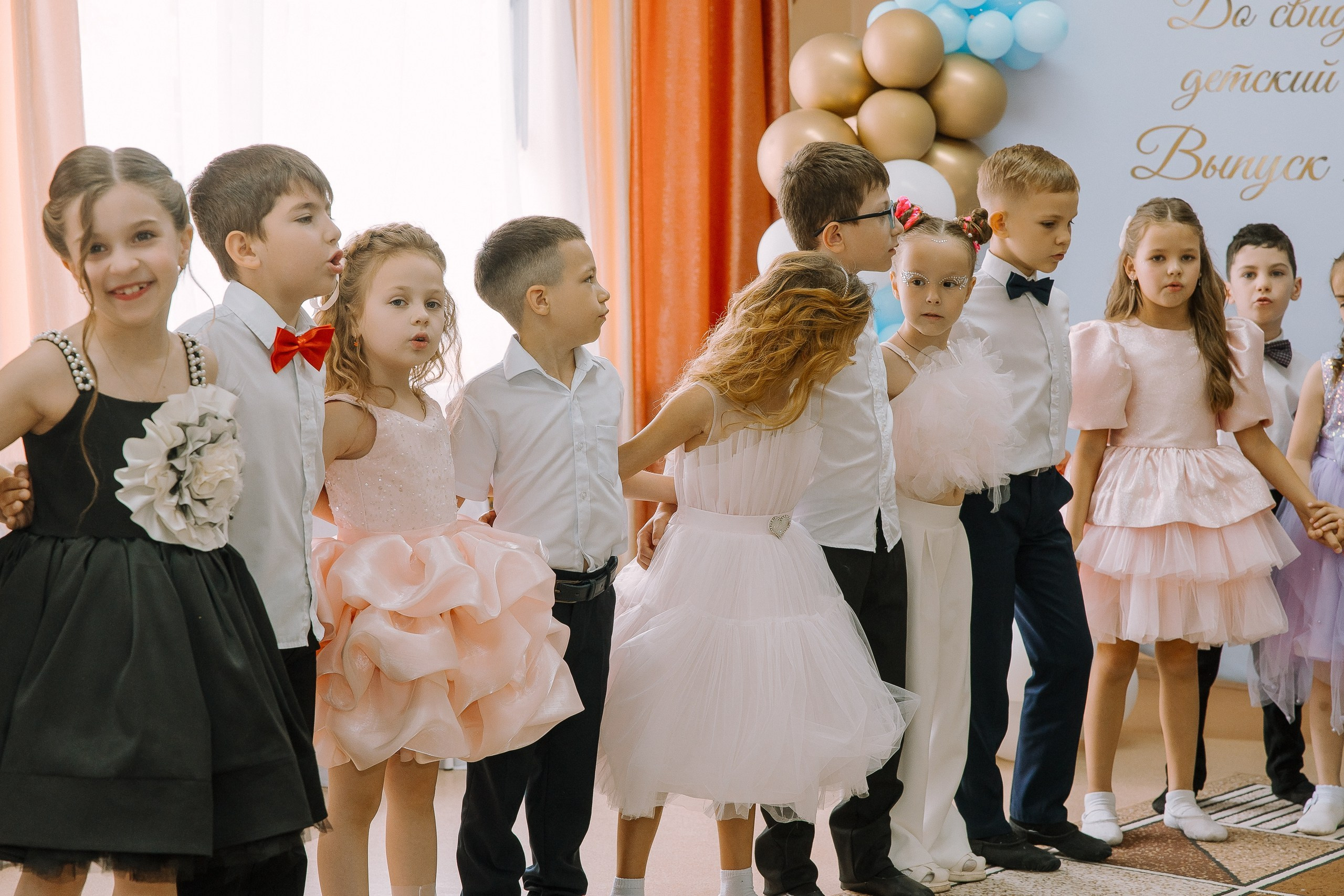 Выпускной в ДС -29. Выпускные альбомы Натальи Бутко: Новороссийск, Анапа, Геленджик