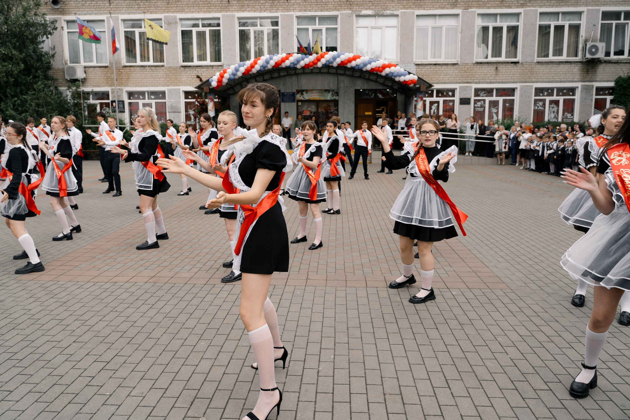 40 Школа последний звонок 2026. Выпускные альбомы Натальи Бутко: Новороссийск, Анапа, Геленджик