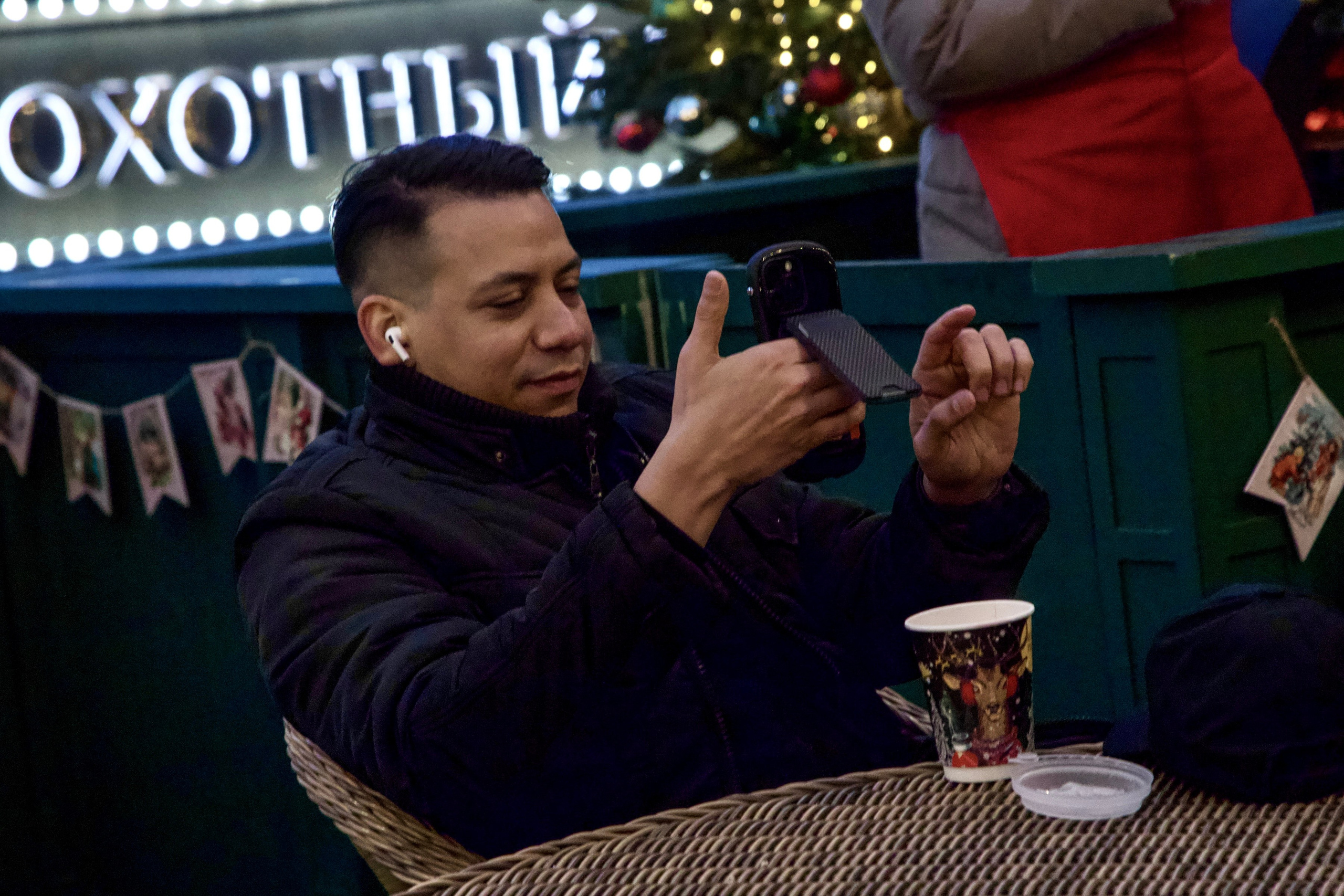 Стрит. Фотограф в Москве — Рина Серёгина — съёмка в студии и репортаж