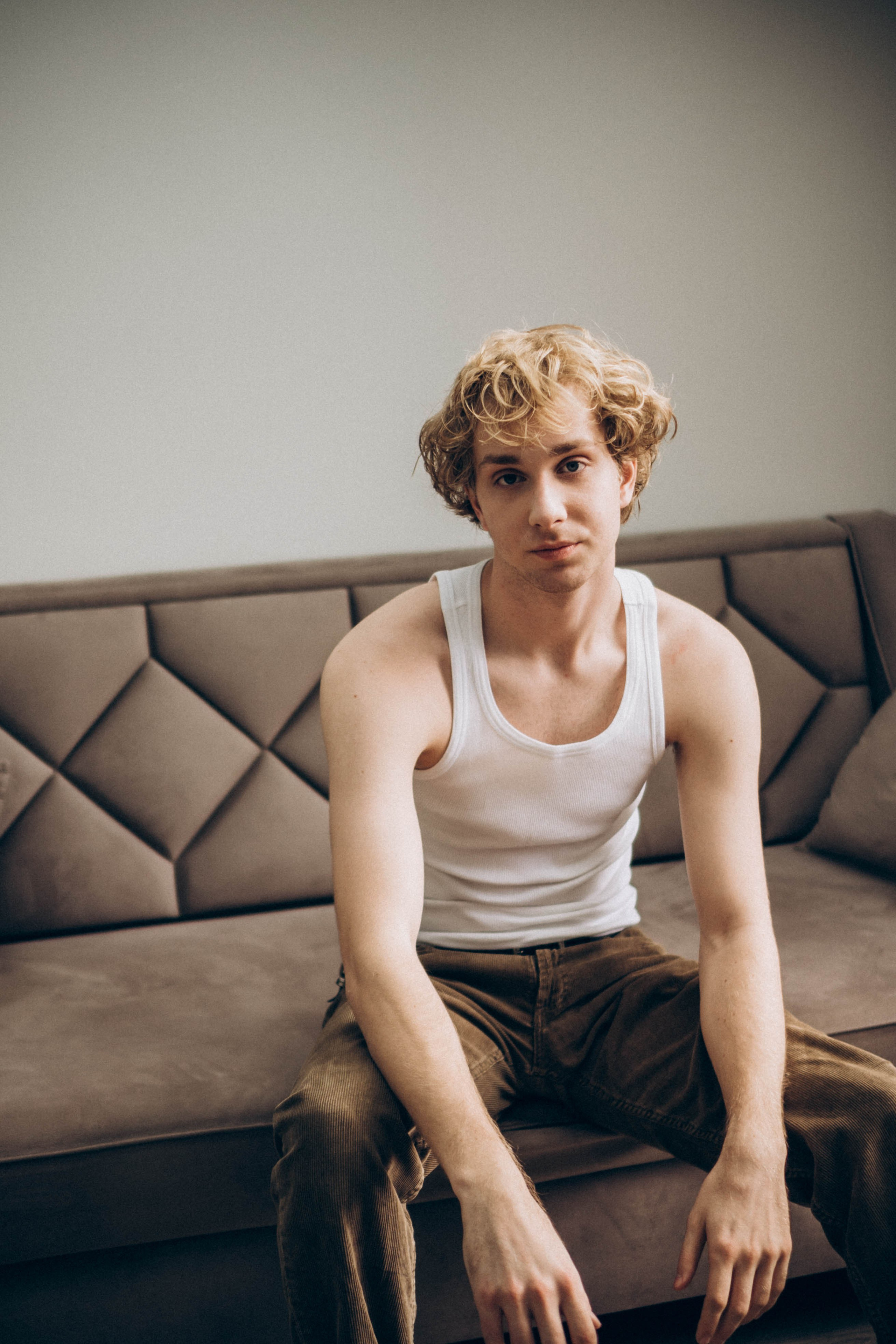 СВАДЕБНАЯ СЬЕМКА В ОТЕЛЕ. СБОРЫ ЖЕНИХА И НЕВЕСТЫ И ТАКЖЕ ТОР И ПОДГОТОВКА К ПРОГУЛКЕ. Профессиональный фотограф, Санкт-Петербург — Виктория Богомолова