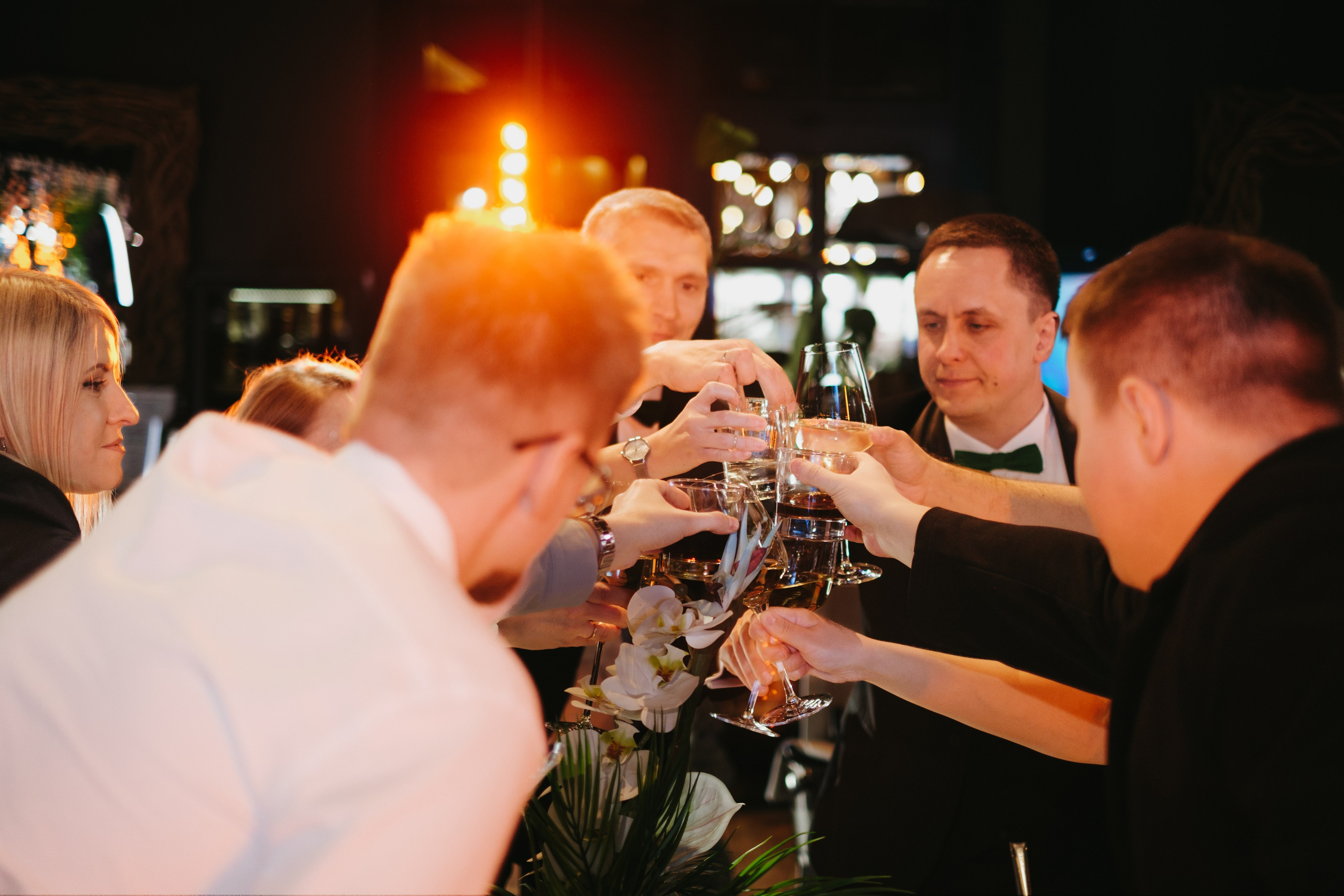 Корпоратив в Сириусу (Адлер) 10 лет компании. Свадебный фотограф Денис Ожигин в Краснодаре и крае. Эмоциональная и стильная съемка вашего дня