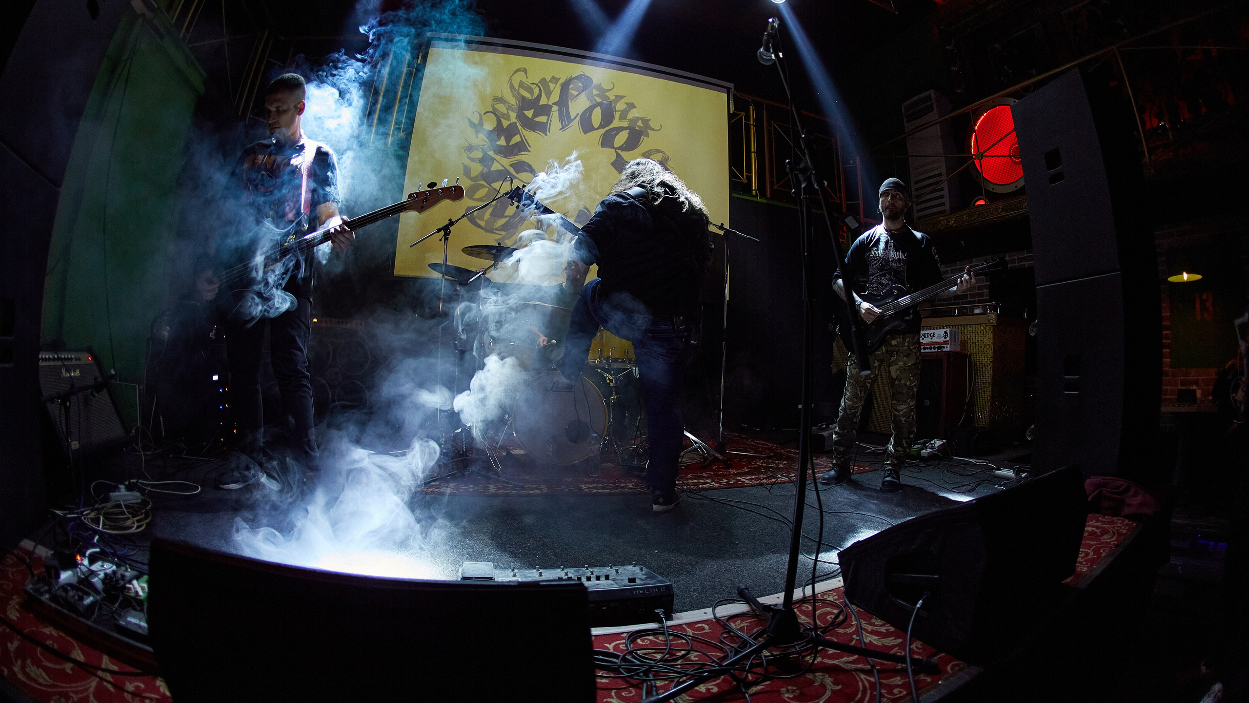 2023-11-03. Abysslooker