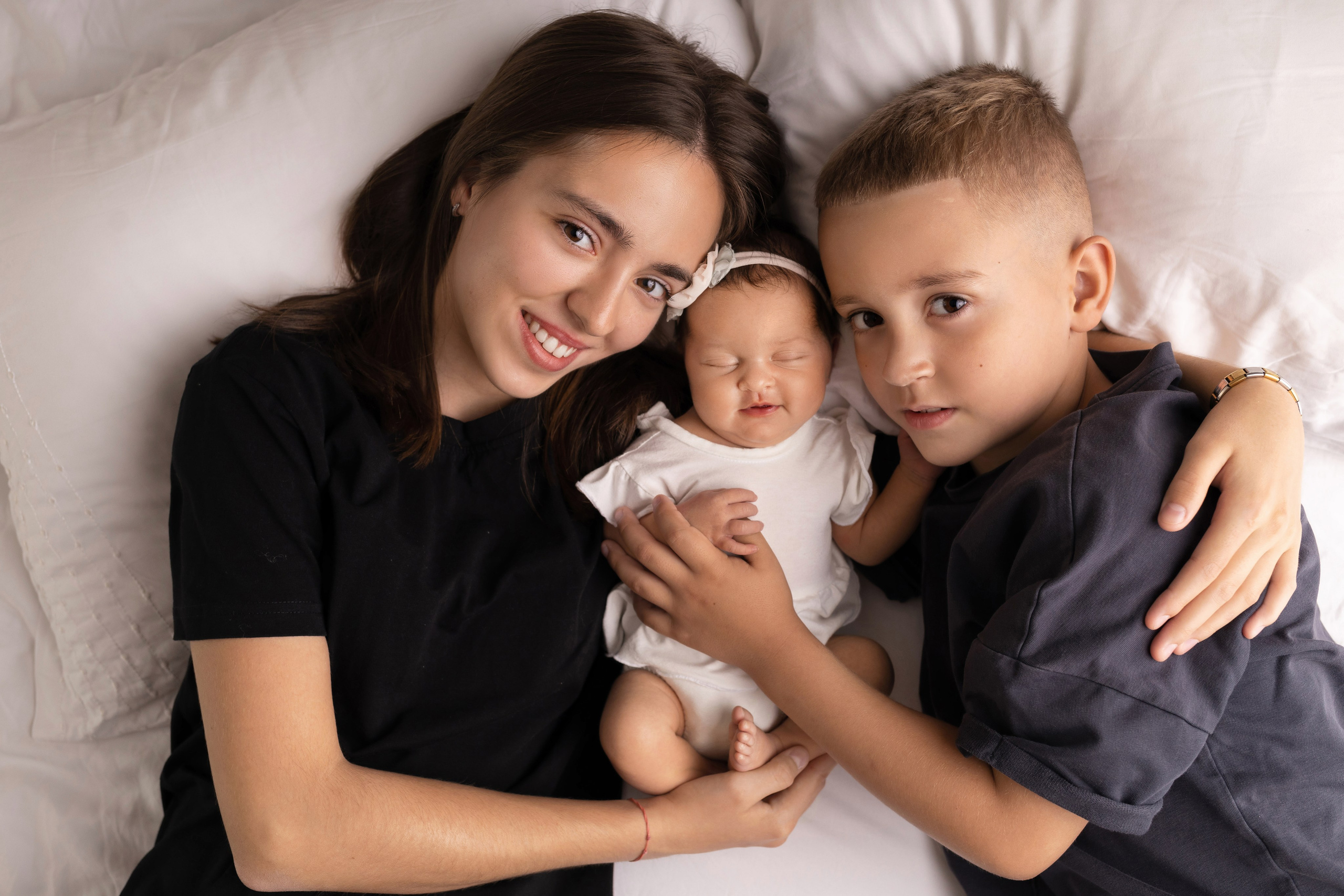 Семейные кадры от Elvira Kamaeva. Фотограф новорожденных малышей в Омске и Омской области Эльвира Камаева