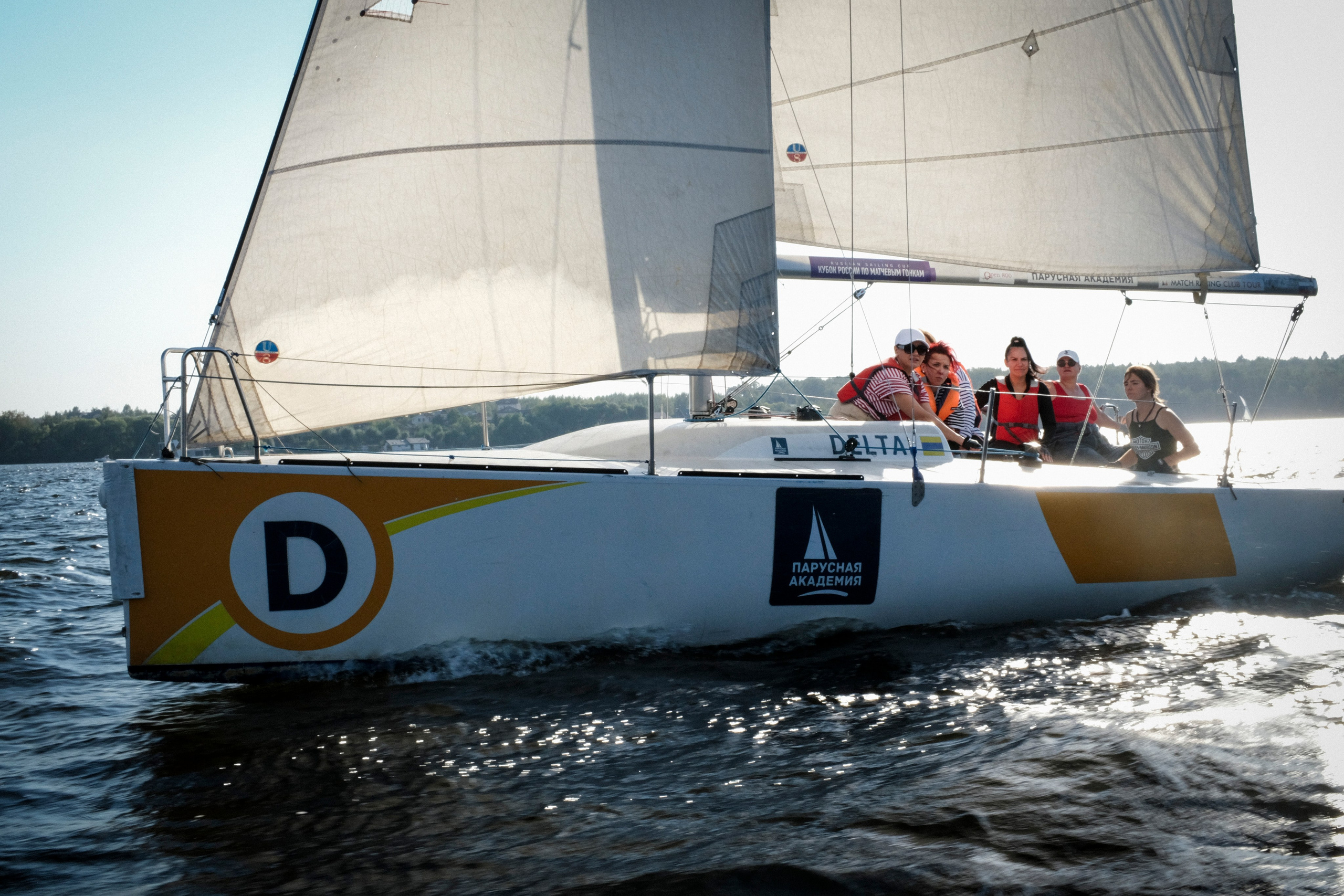 BRUSNIKA BUSINESS REGATA 2024. Индивидуальная фотосъёмка в Москве. Фотограф Василиса Тарасова