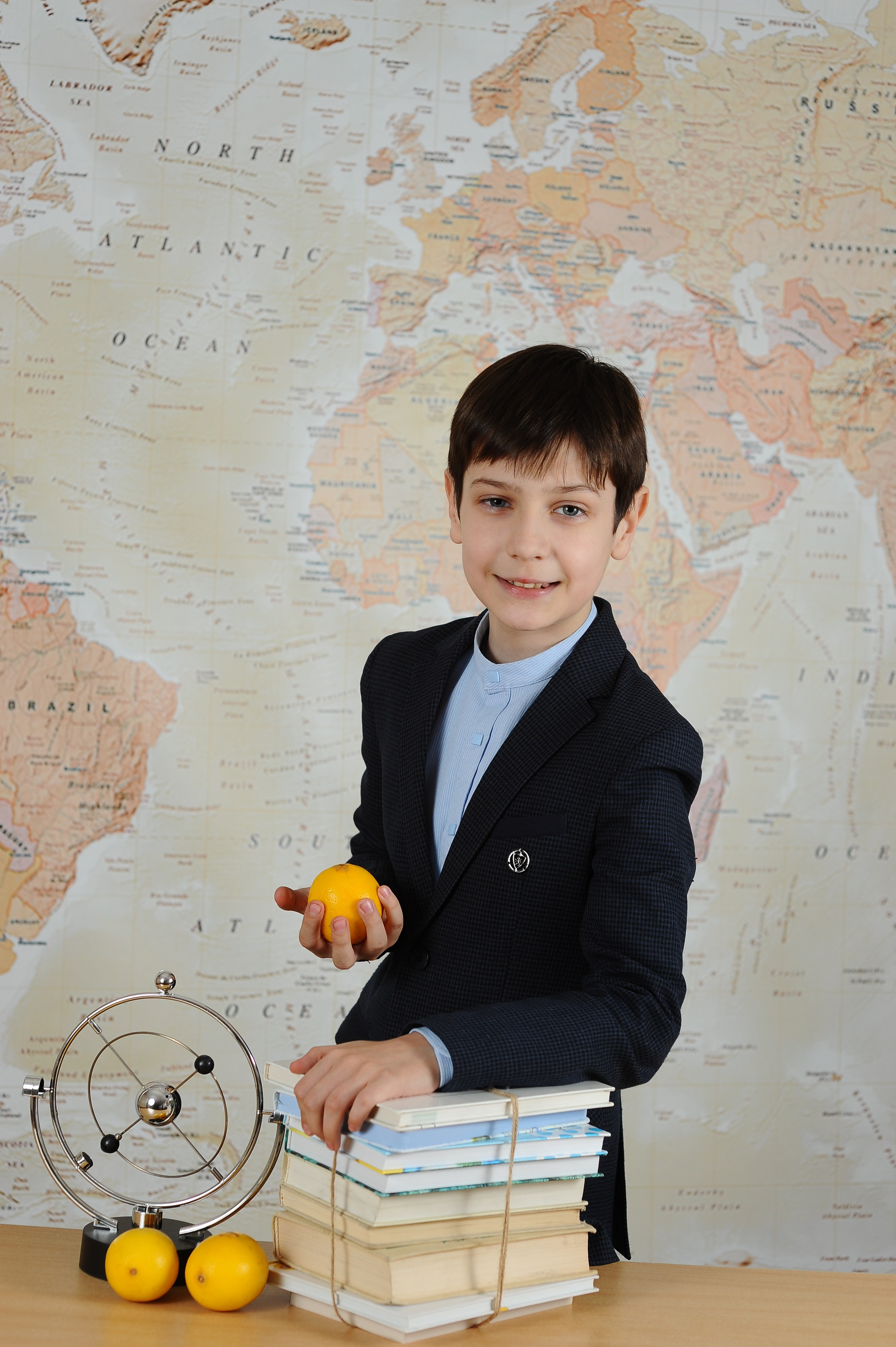 4 класс для альбома. Детский портрет