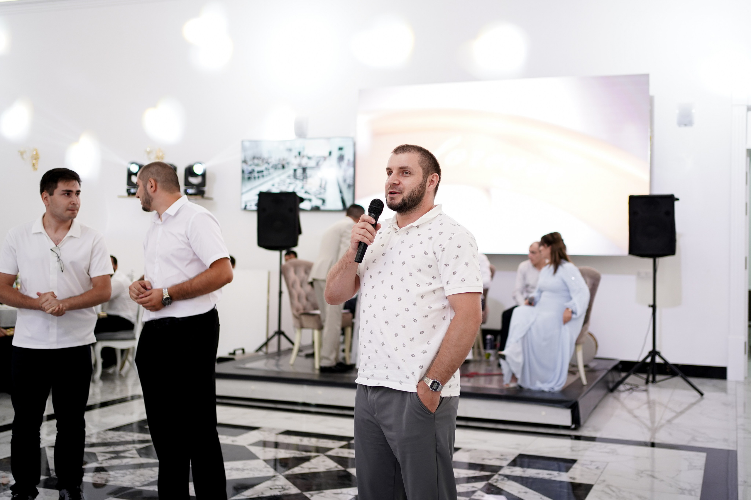 Армянский банкет. Свадебный фотограф в Ростове-на-Дону. Таинство Крещения и Венчания, семейные фотосессии. Алёна Чёботова