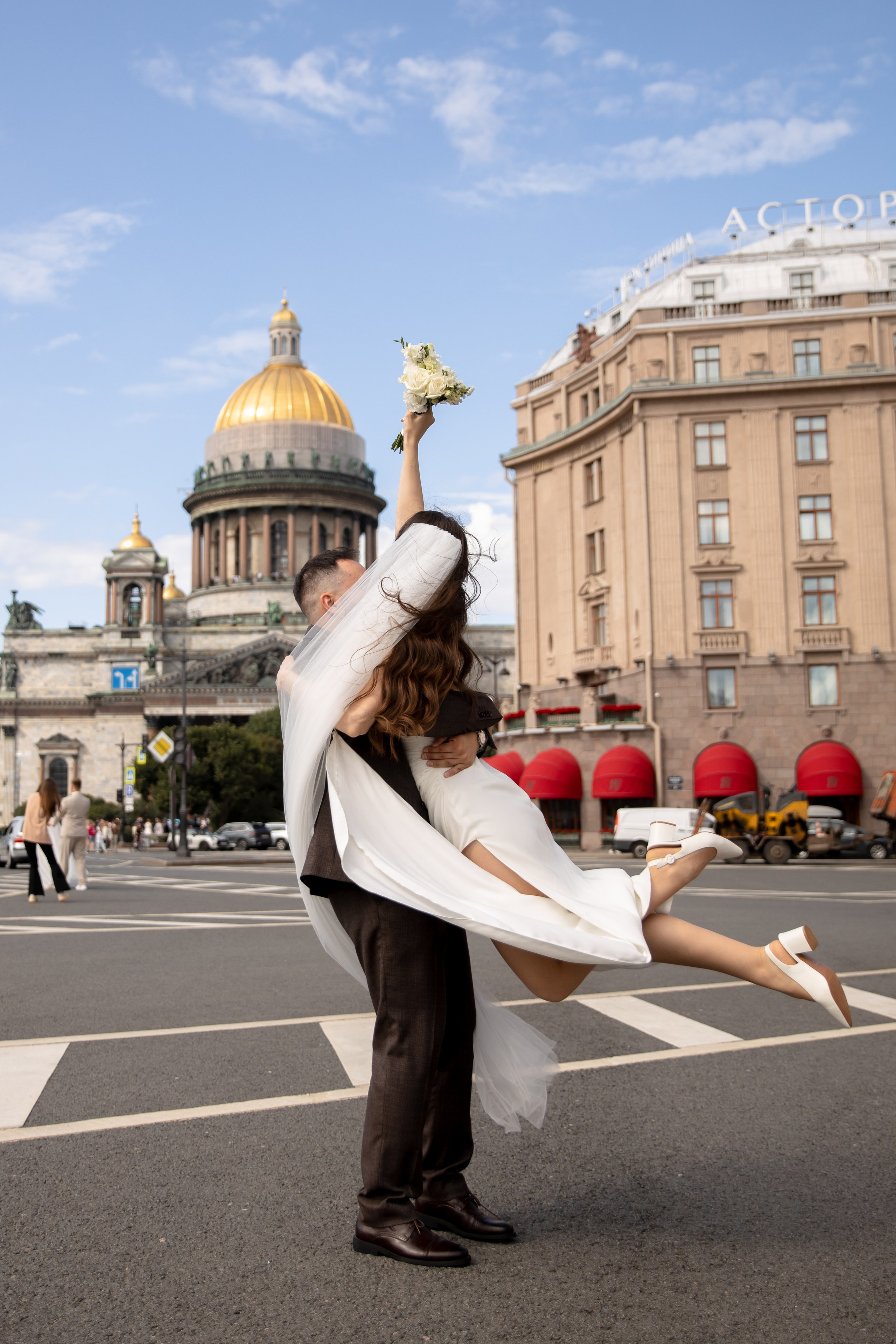 Анна и Александр / Прогулка + ЗАГС. Свадебный и семейный фотограф в Москве Диана Левченко