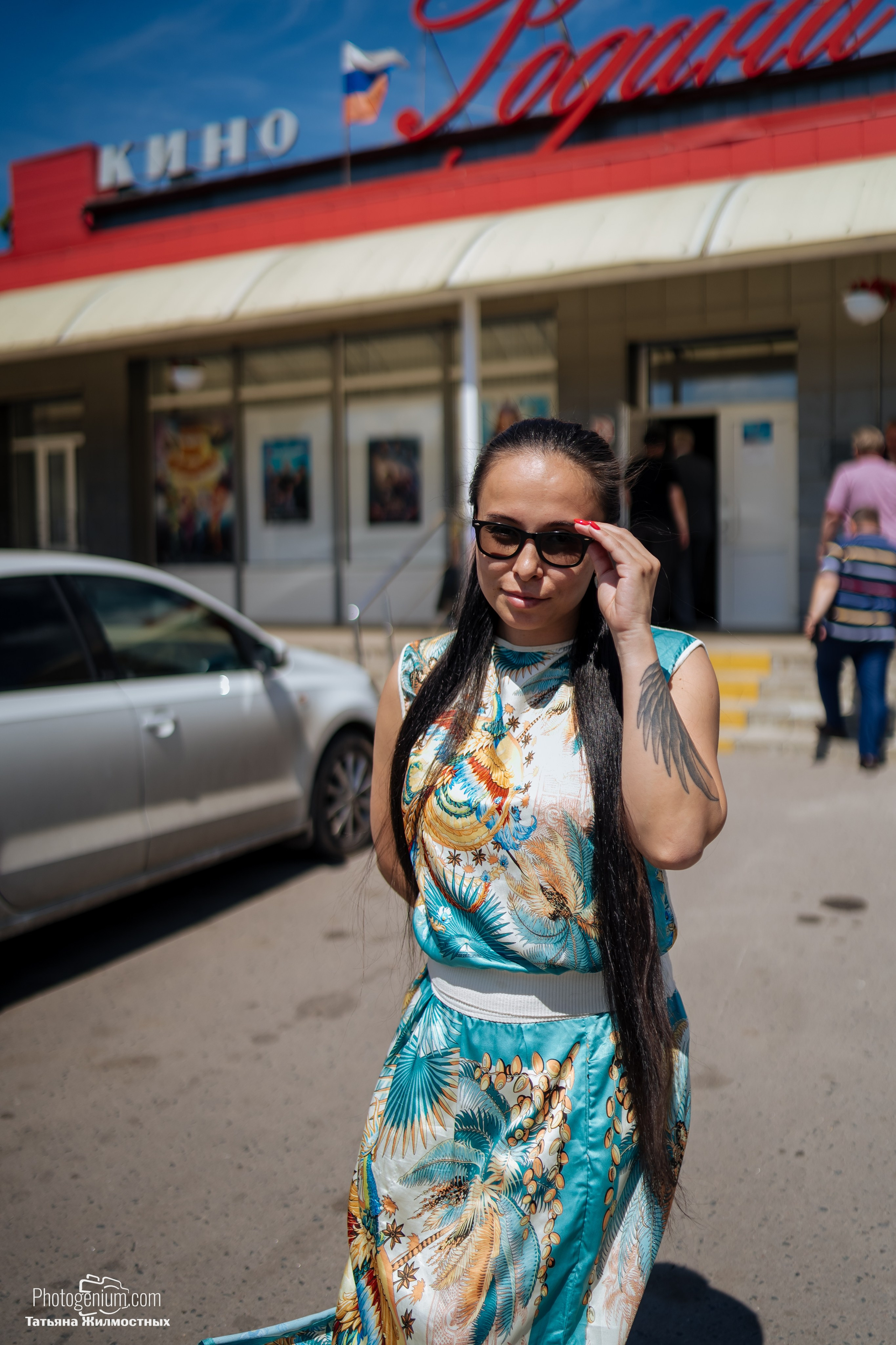 8 июня «Патриоты из Курска» сбор гуманитарной помощи у кинотеатра «Родина». Фотограф Нижний Новгород Татьяна Кейод