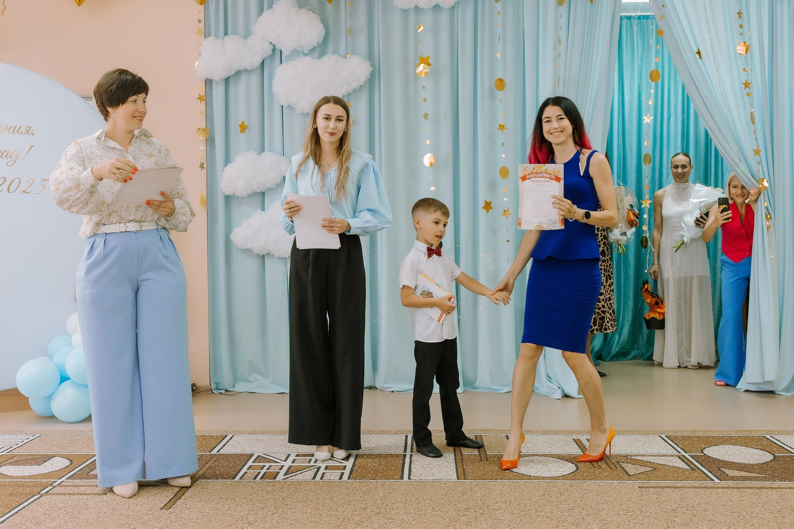 Выпускной в ДС -29. Выпускные альбомы Натальи Бутко: Новороссийск, Анапа, Геленджик