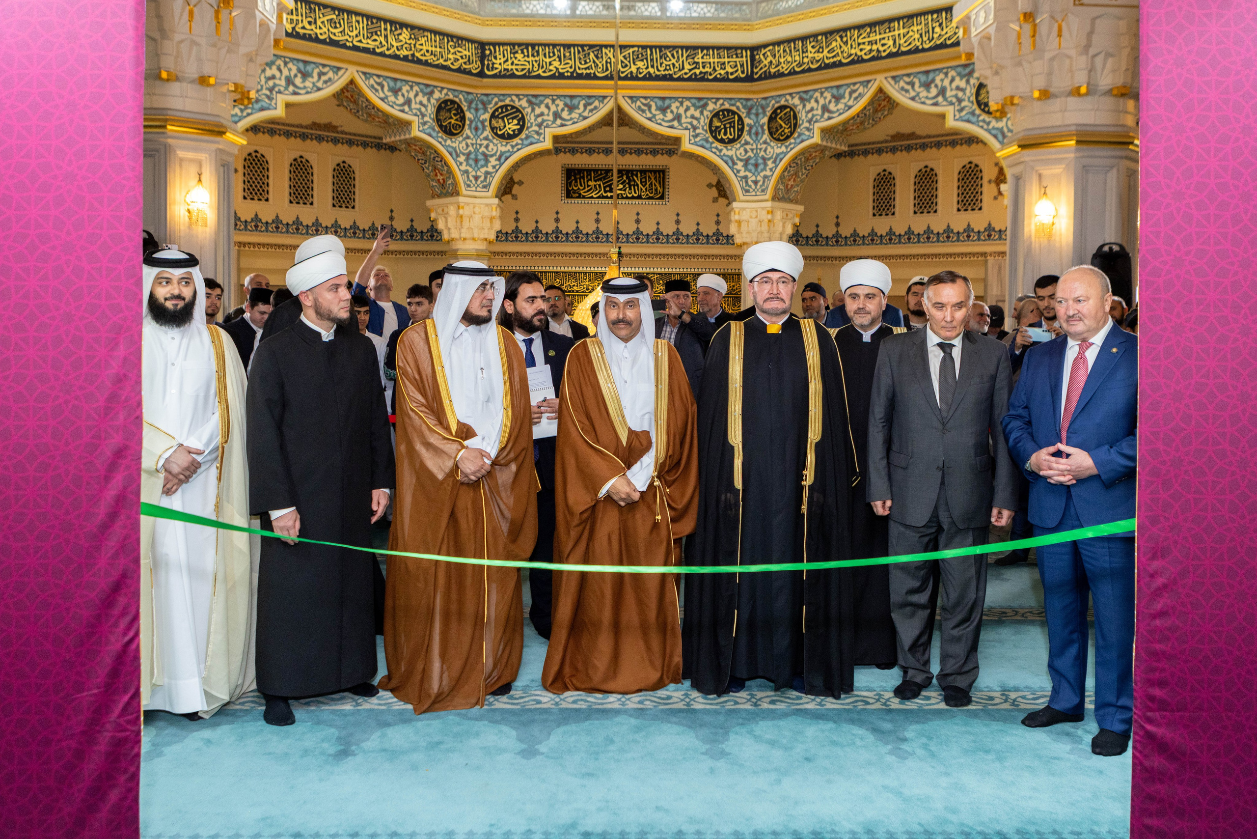 Открытие выставки Мир Корана. Рекламный, предметный, репортажный, семейный фотограф и художник в Москве