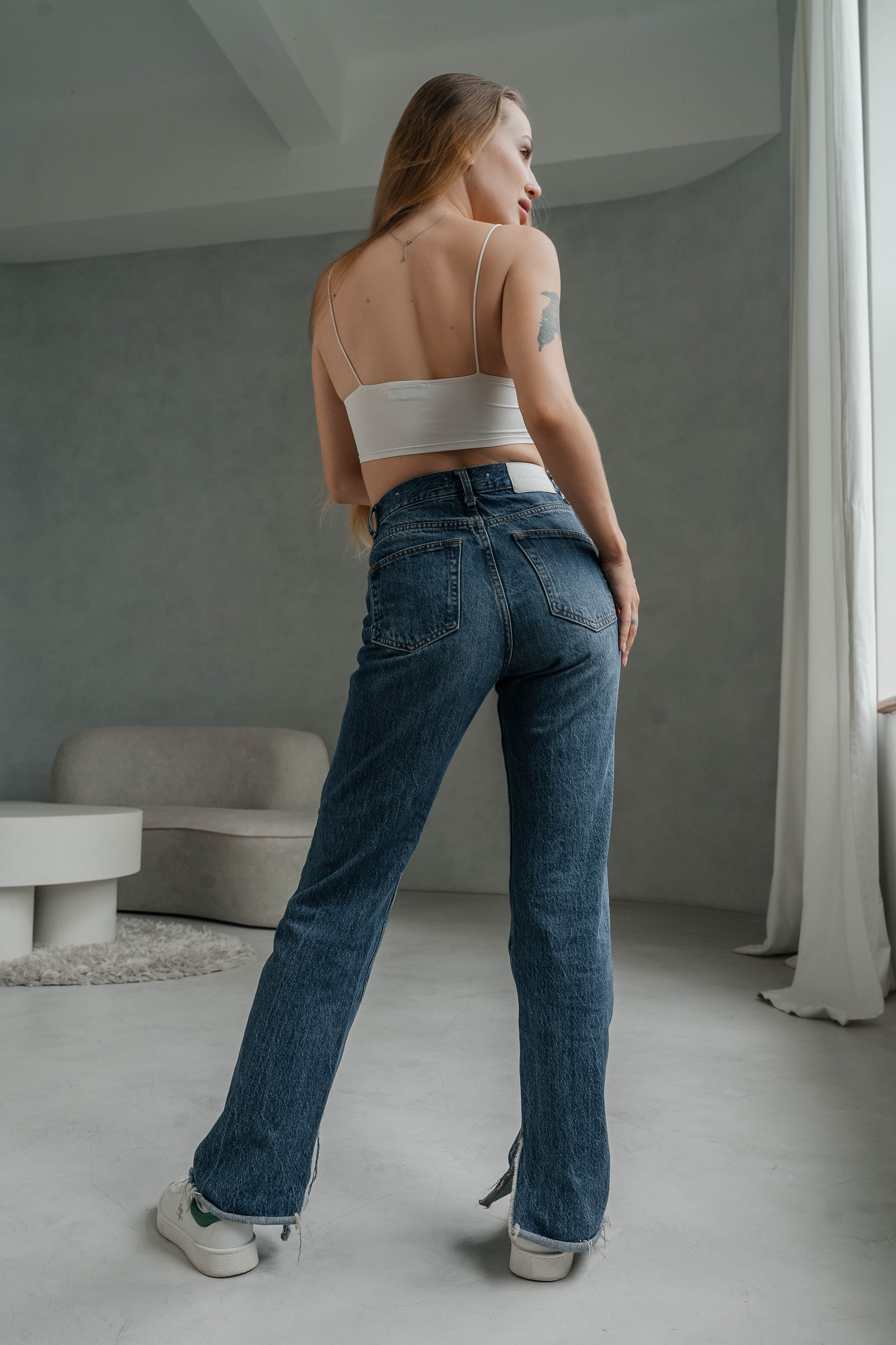 Съемки в интерьере студий. Виктория Алпеева — фотограф по любви