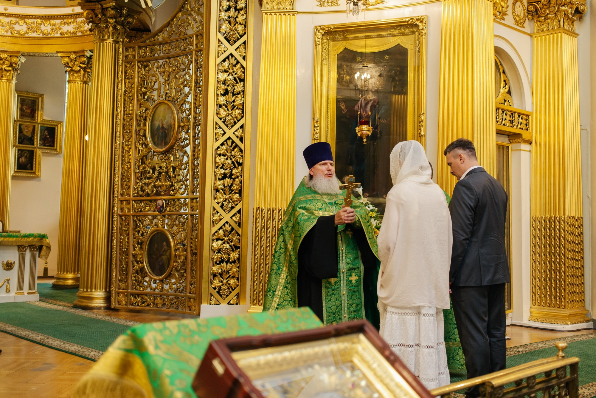 Венчание в Спасо Преображенском соборе сколько стоит, где повенчаться в Питере, обвенчаться в Санкт Петербурге, какую церковь выбрать для венчания, стоимость венчания в СПб