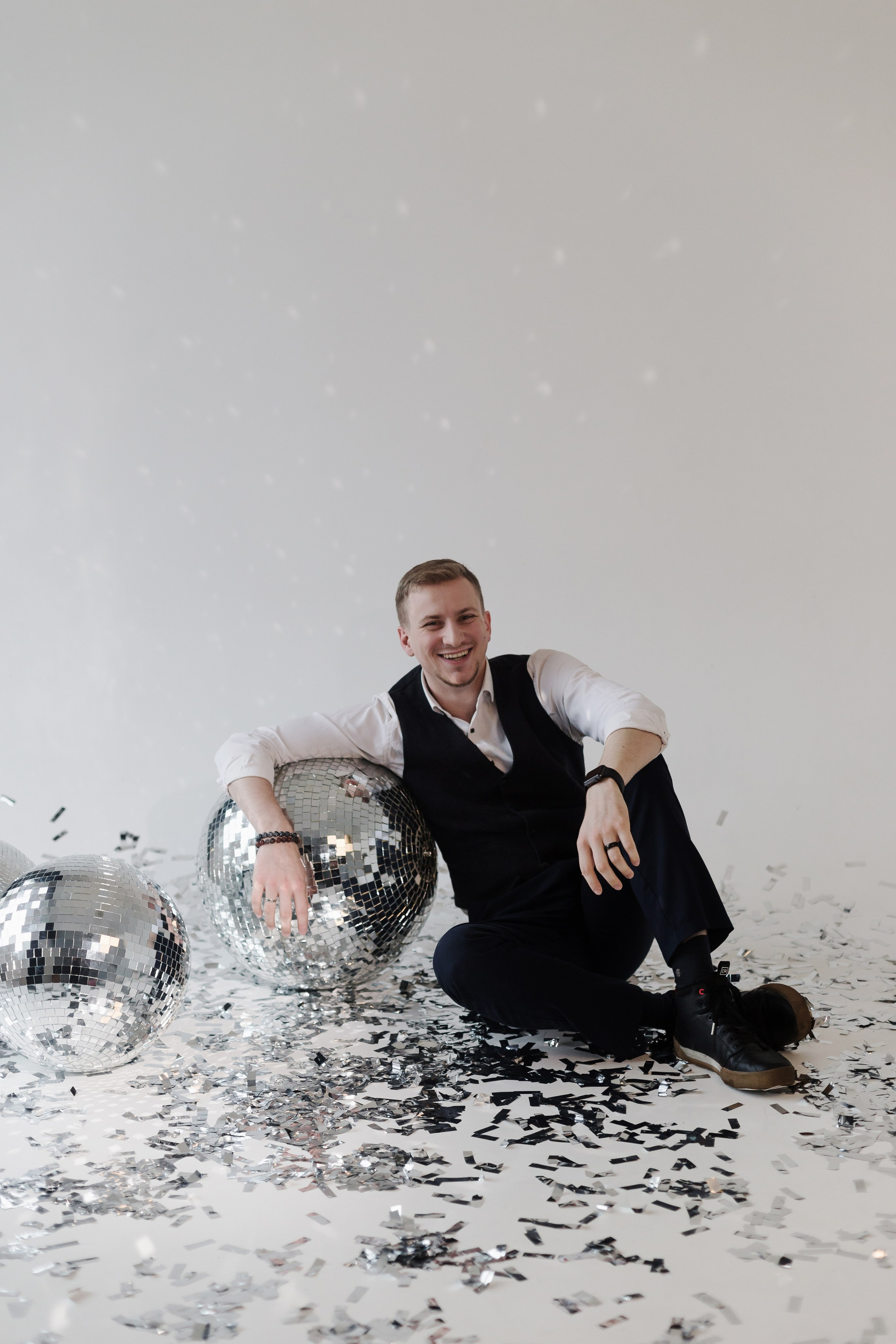 ВК: Md: @veronika_grishanova и @venzzer Hair: @braulova.makeup Org: @creative_photoday Loc: @daily_photostudio Инст: Md: @nikusyaa_gri и @venzer__ Hair: @braulova Org: @creative_photoday Loc: @daily_photostudio 