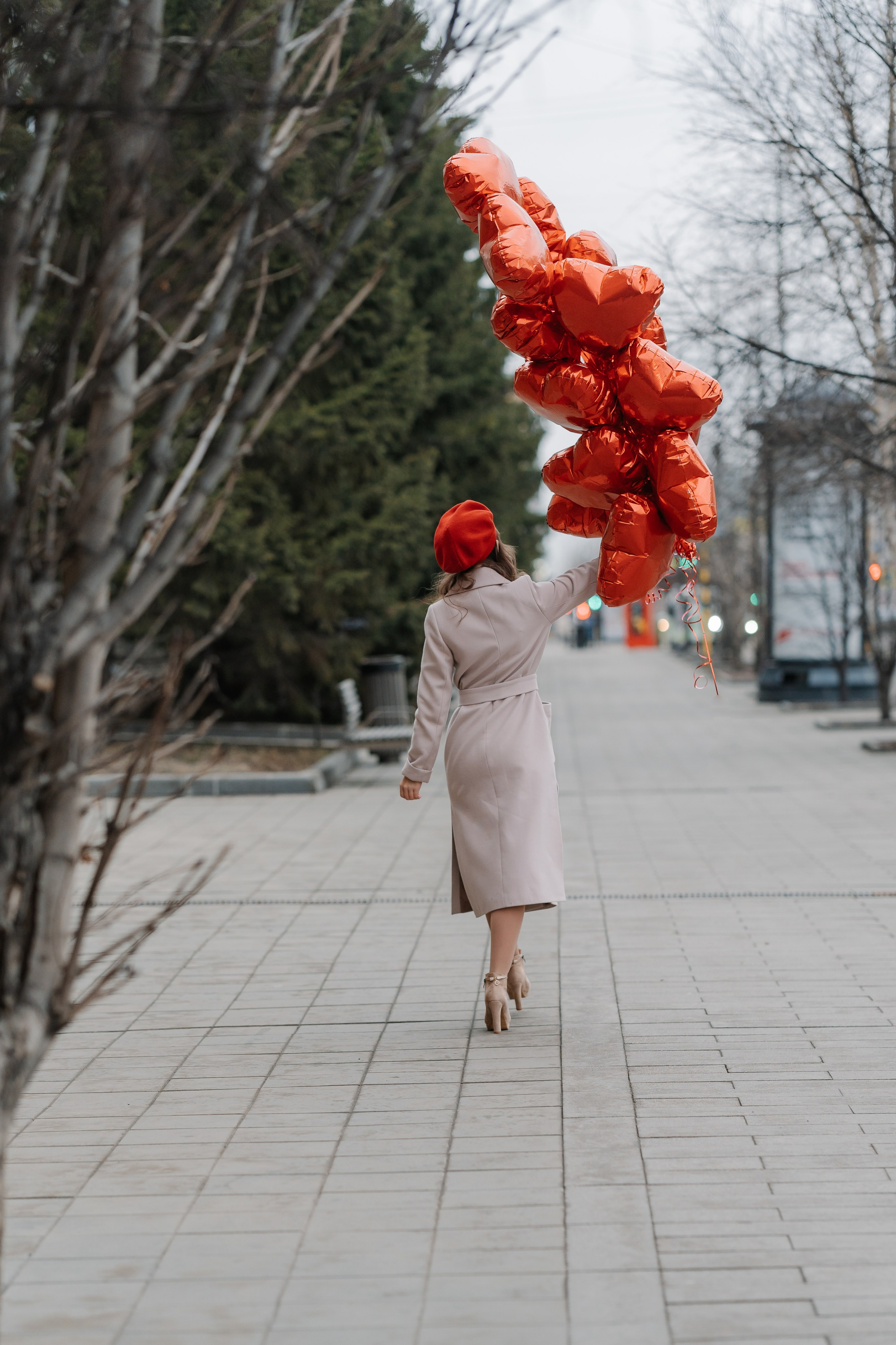 Аня с шарами. СВАДЕБНЫЙ ФОТОГРАФ КРАСНОЯРСК