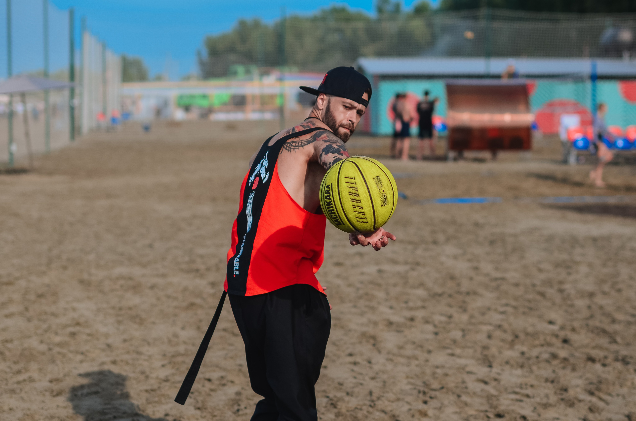 Фестиваль «Грань» 2025. Спортивная площадка. Денисова Аля — фотограф для парных съемок и индивидуальных историй в Барнауле