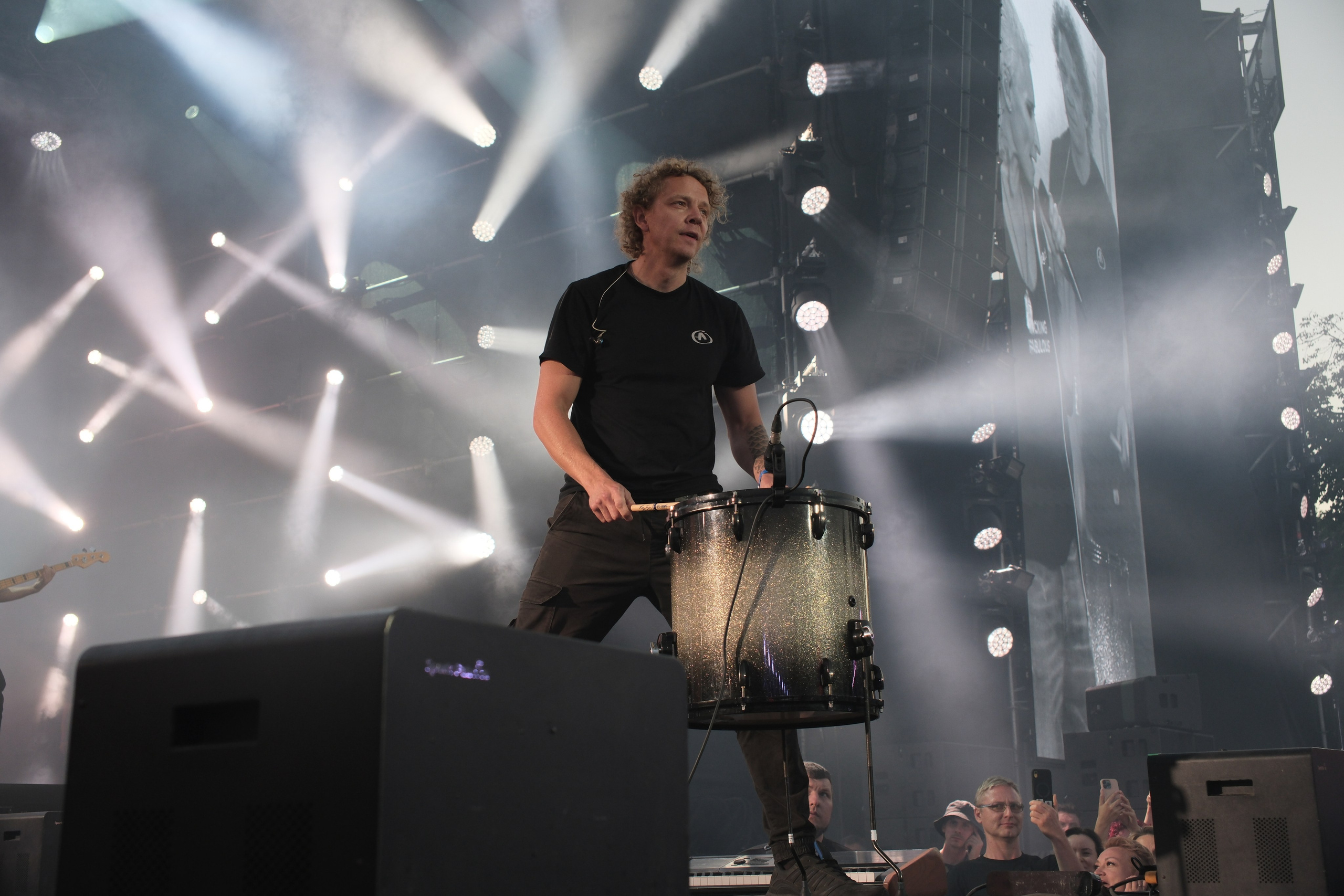 Диана Арбенина (группа «Ночные снайперы») — Москва, МТС Live Лето 2024. RedGeek - блогер и стручњак за образовање и ИТ Кирил Ситнов