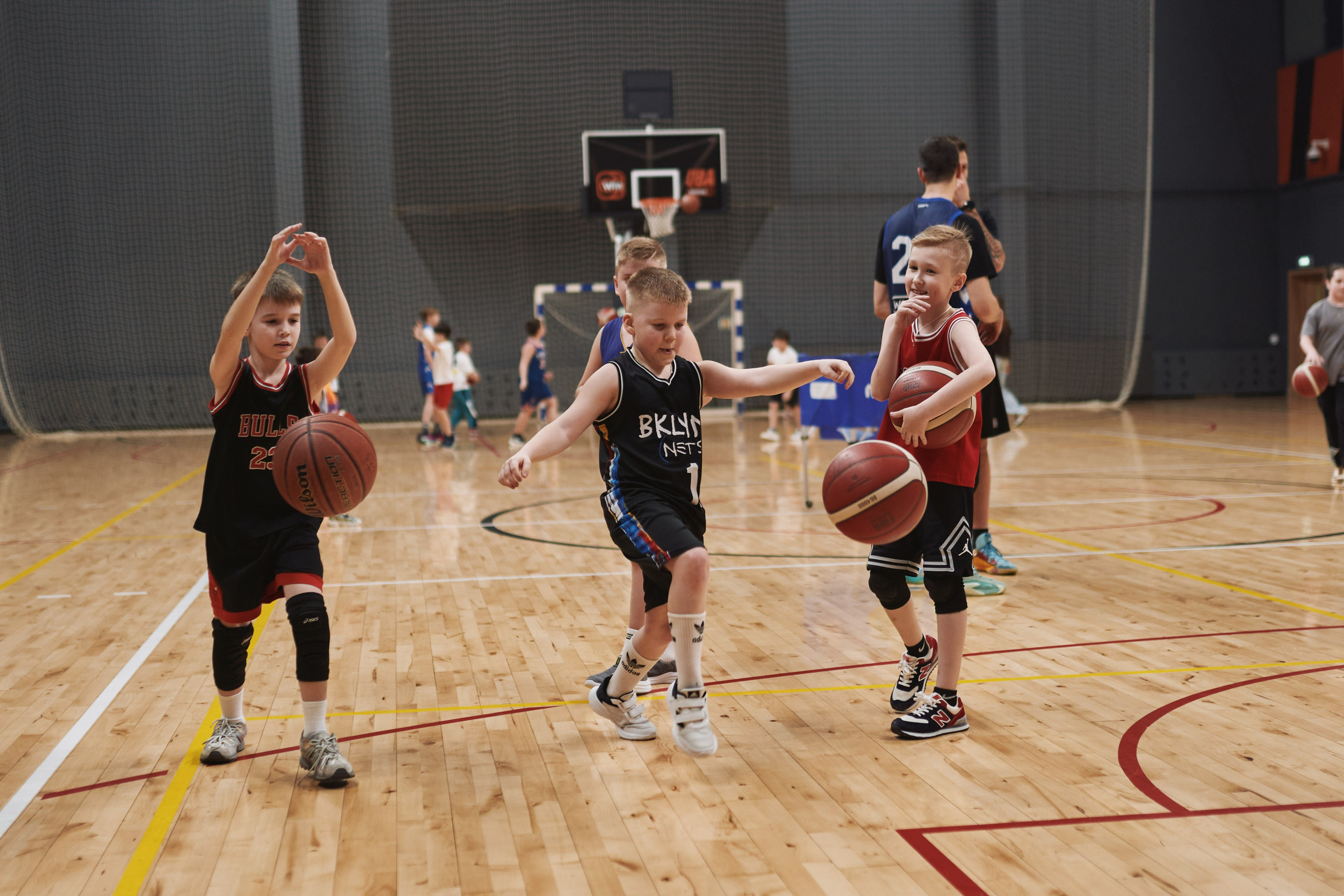 Новогодний баскетбол 2025. Детская лига. Евгений Бреча. Коммерческий и бэкстейдж фотограф в Москве
