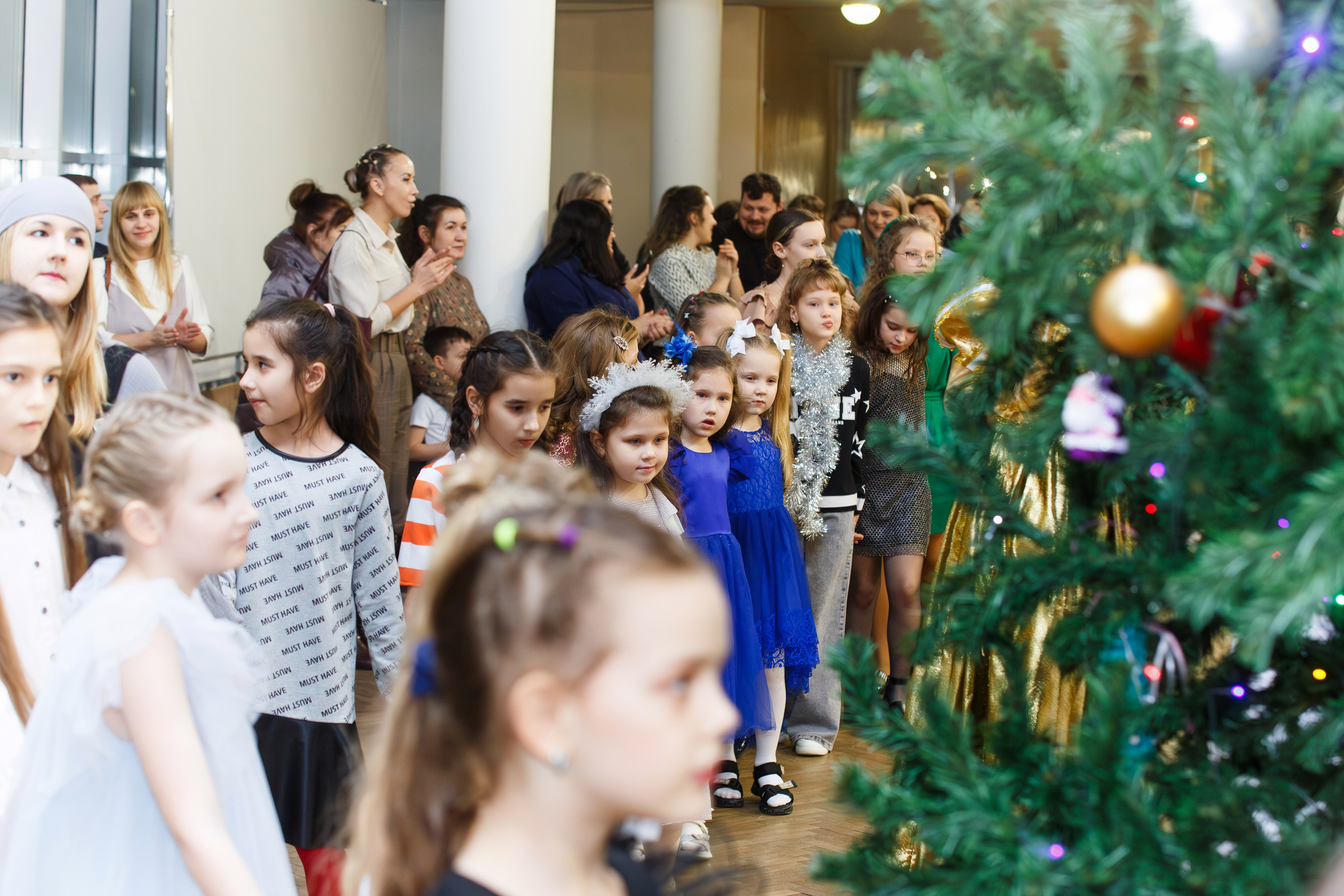 Театр-студия «ОК"ФАНТАЗИЯ» — „НОВЫЙ ГОД С ФАНТАЗИЕЙ“. Профессиональный фотограф в Мценске и Орловской области