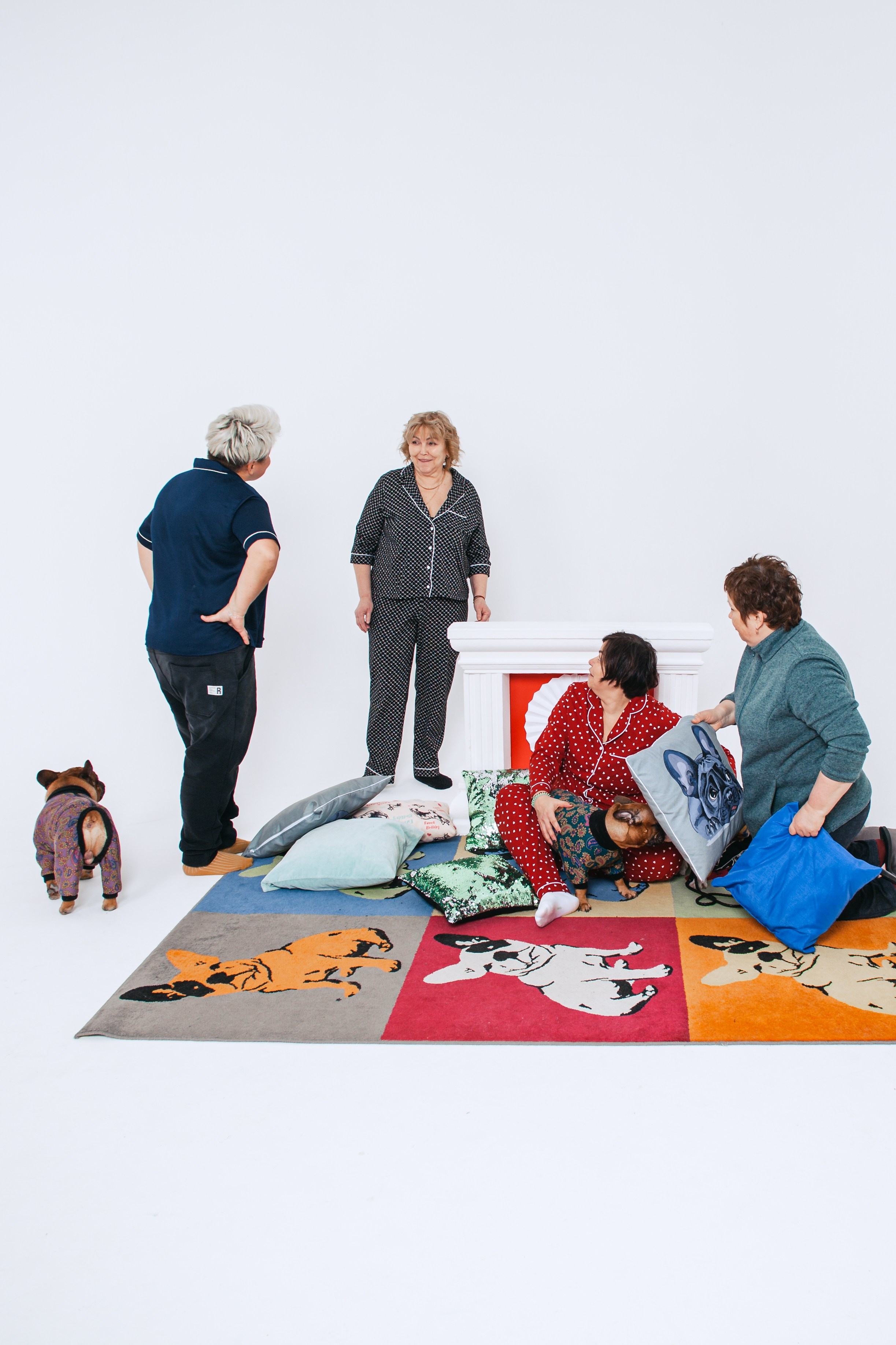 Пижамная вечеринка французских бульдогов и их хозяев. Фотограф-анималист Татьяна Степанова