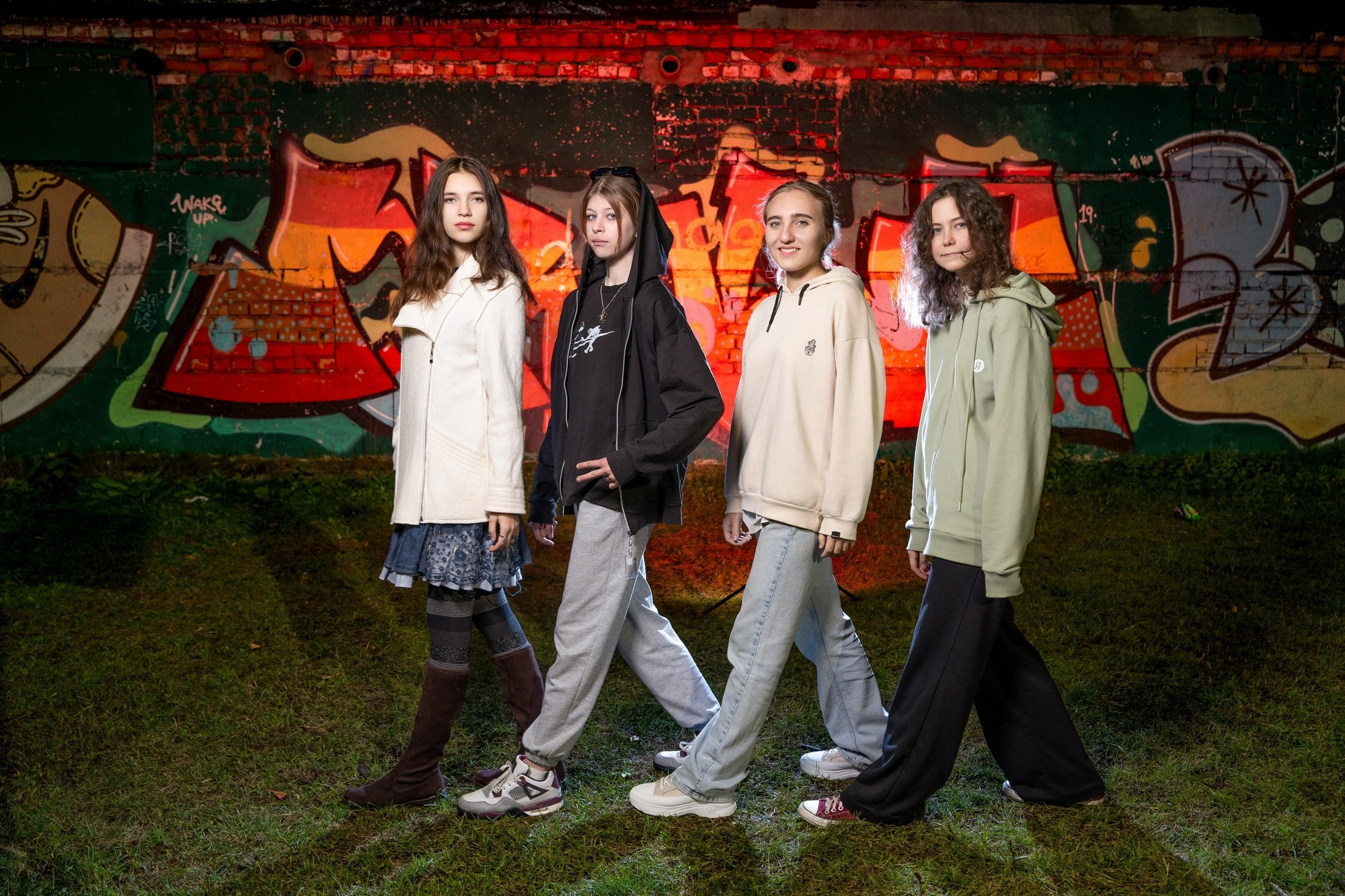 Ночная съёмка для выпускного альбома гимназии Универс. СИГМА | Студия выпускных альбомов Красноярск