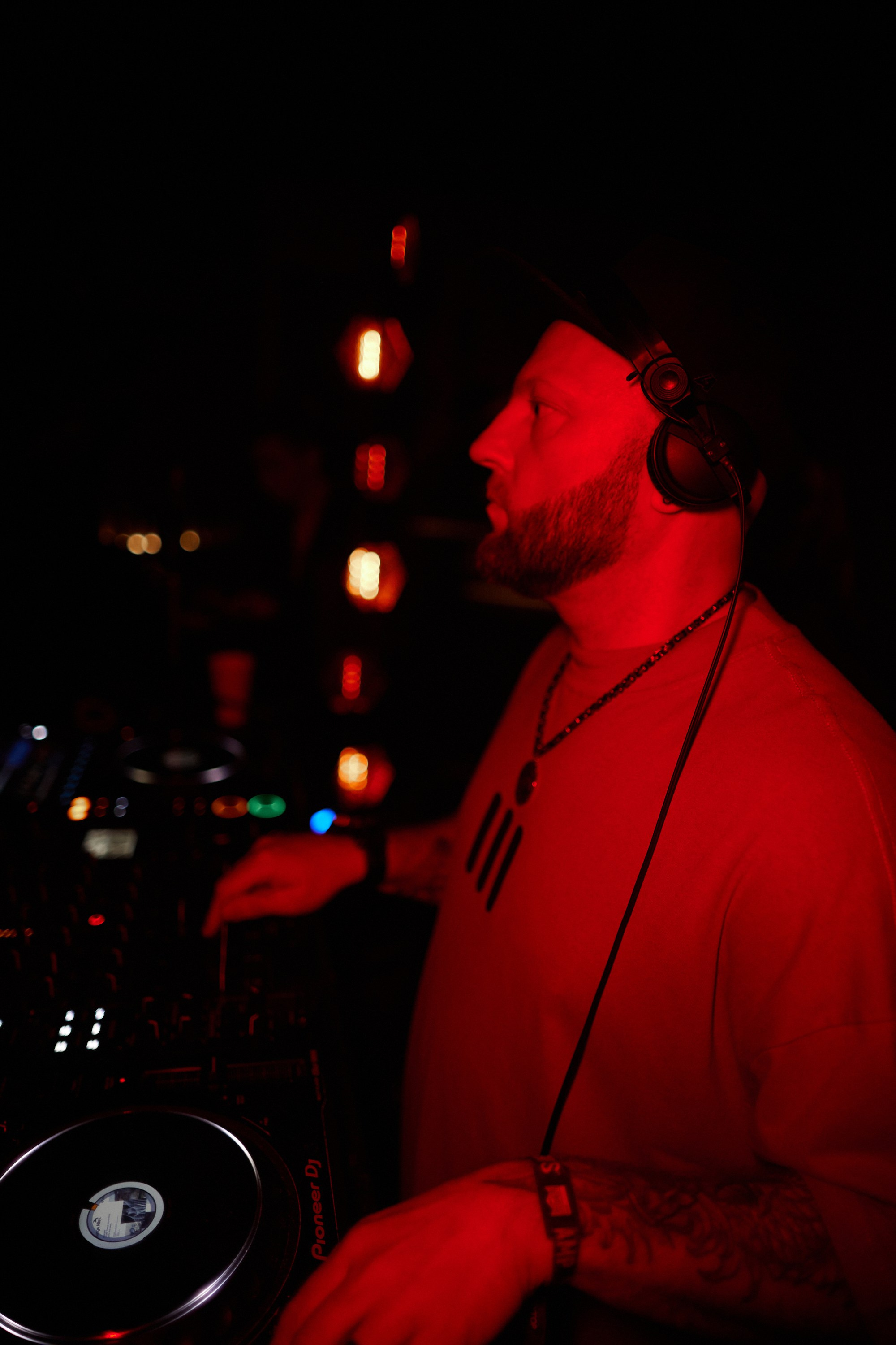 Dj Nils в Сочи. RetroChic Фото