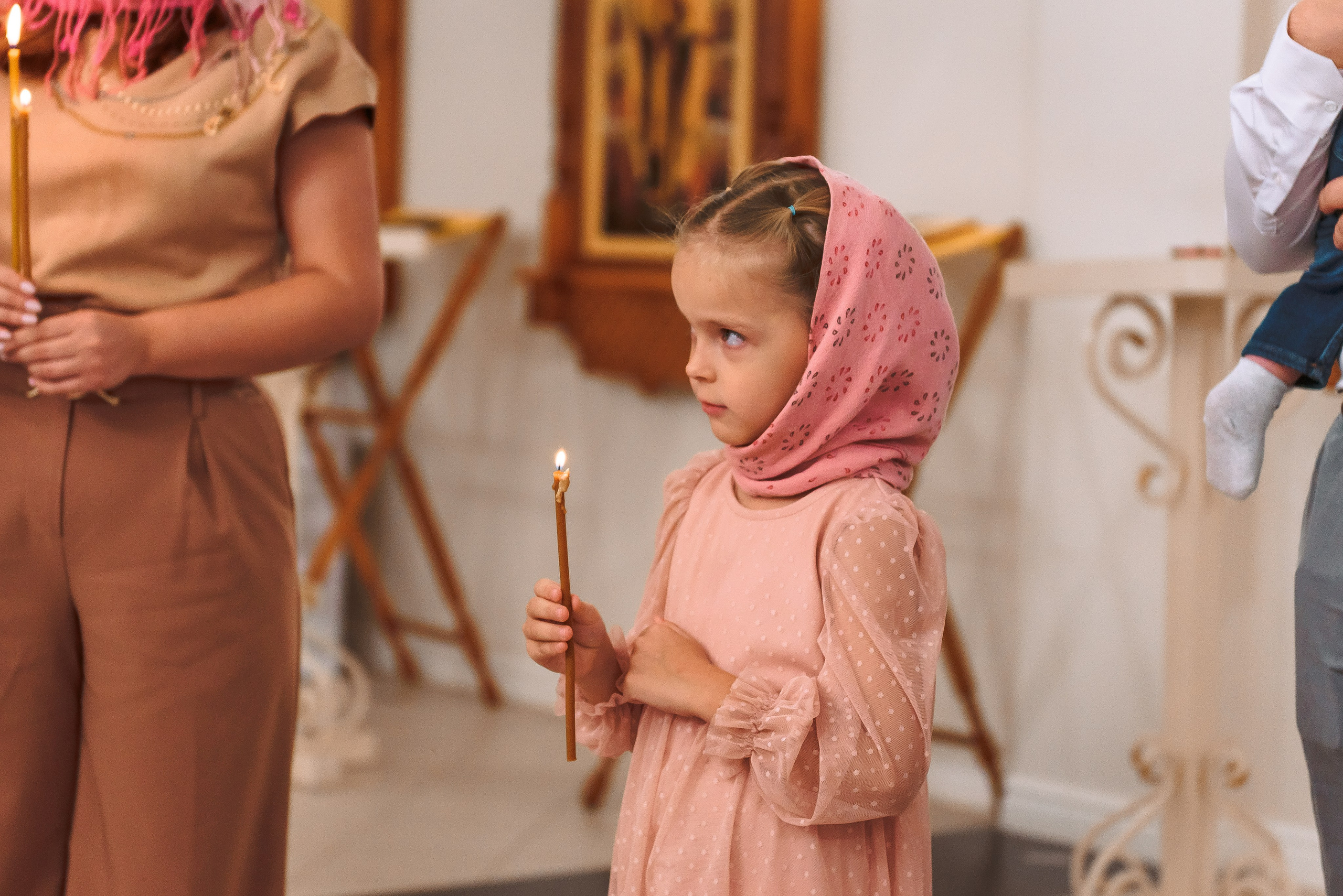 Крещение в Храме иконы Божией Матери Неупиваемая Чаша. Свадебный и семейный фотограф в Москве Юлия Винник