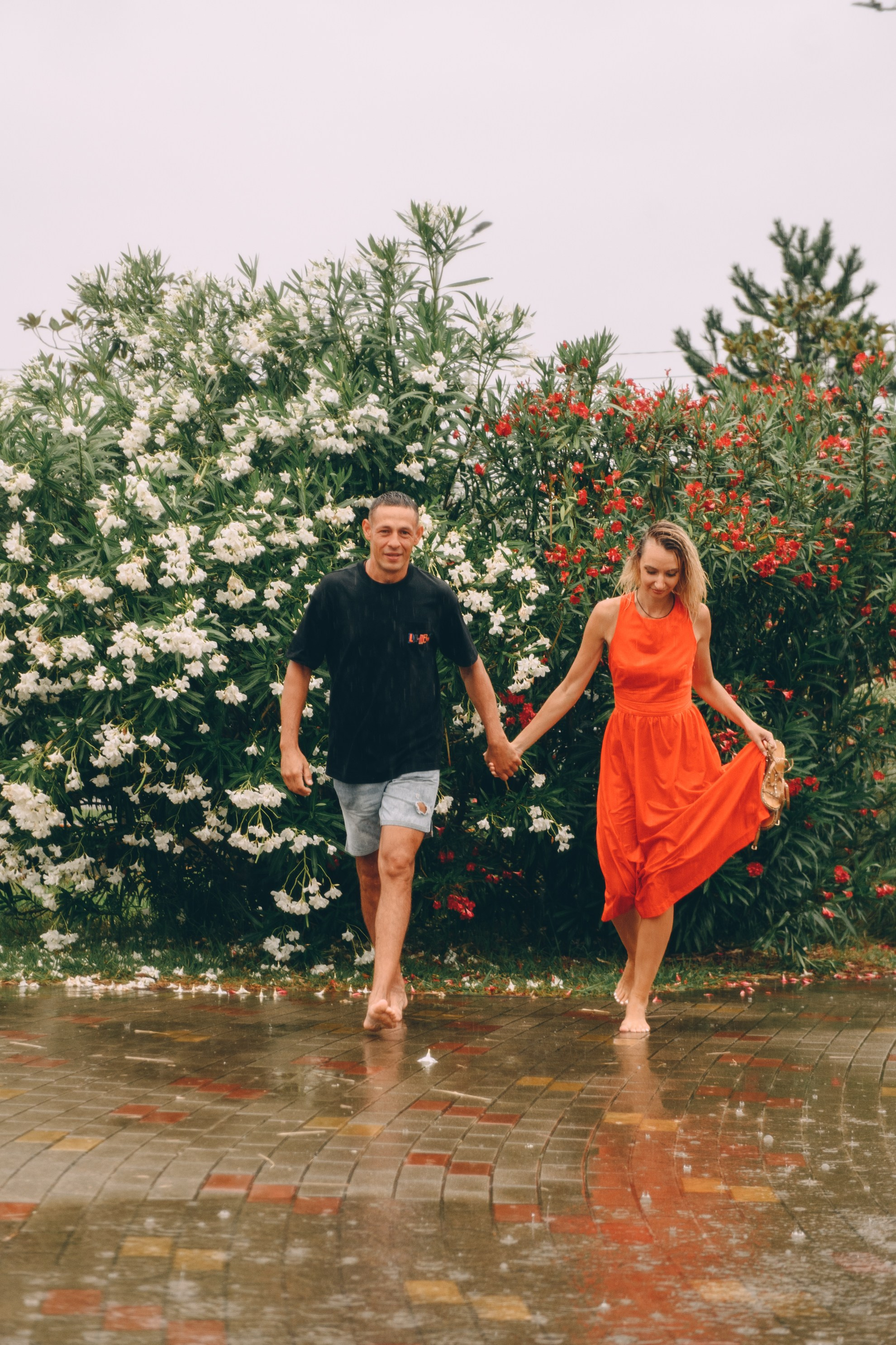 Под летним дождем. Орнитологический парк. Свадебный и семейный фотограф София Невская