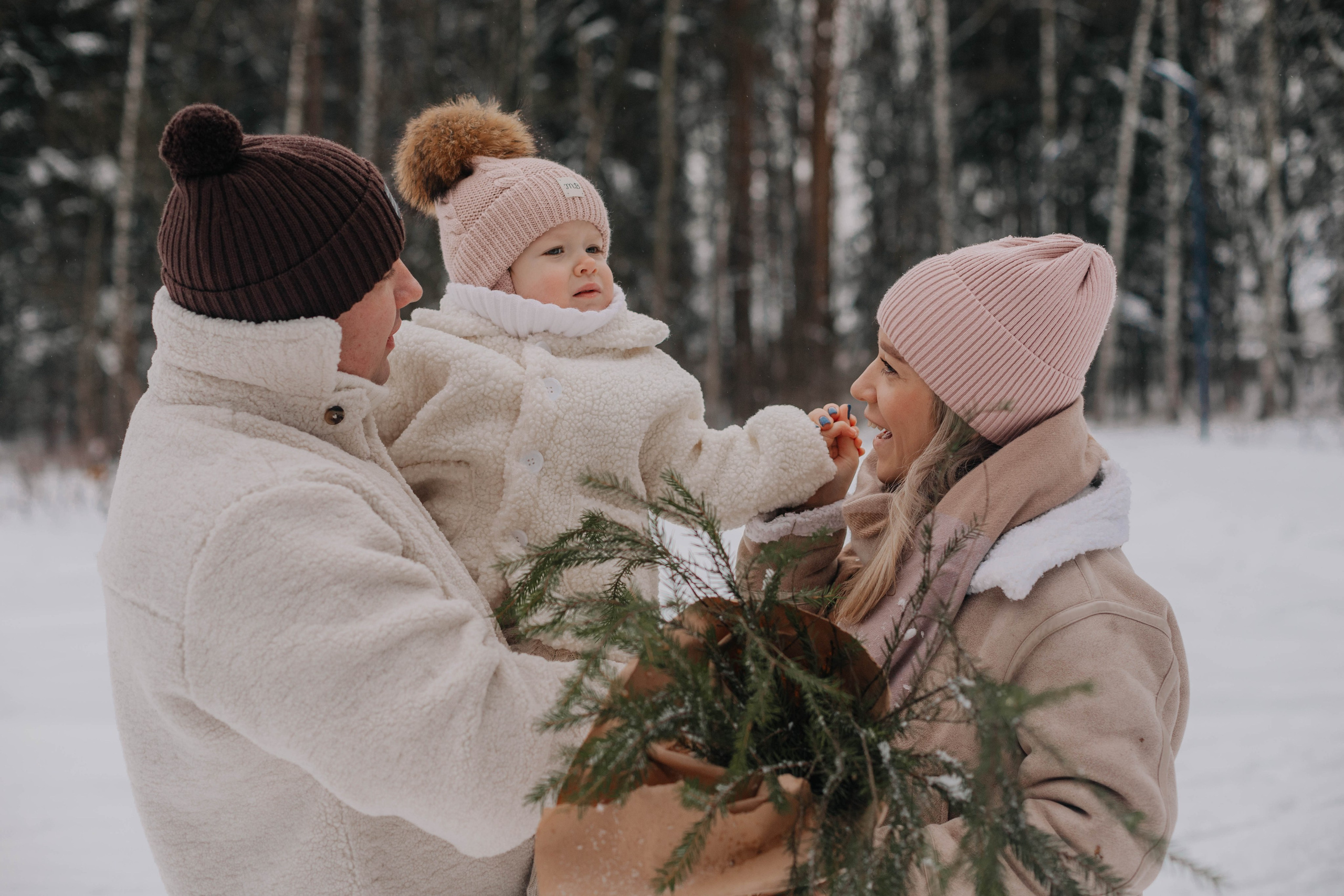 Лиля и семья Зимняя прогулка в лесу. Семейный и свадебный фотограф Видное Москва Екатерина Пятова
