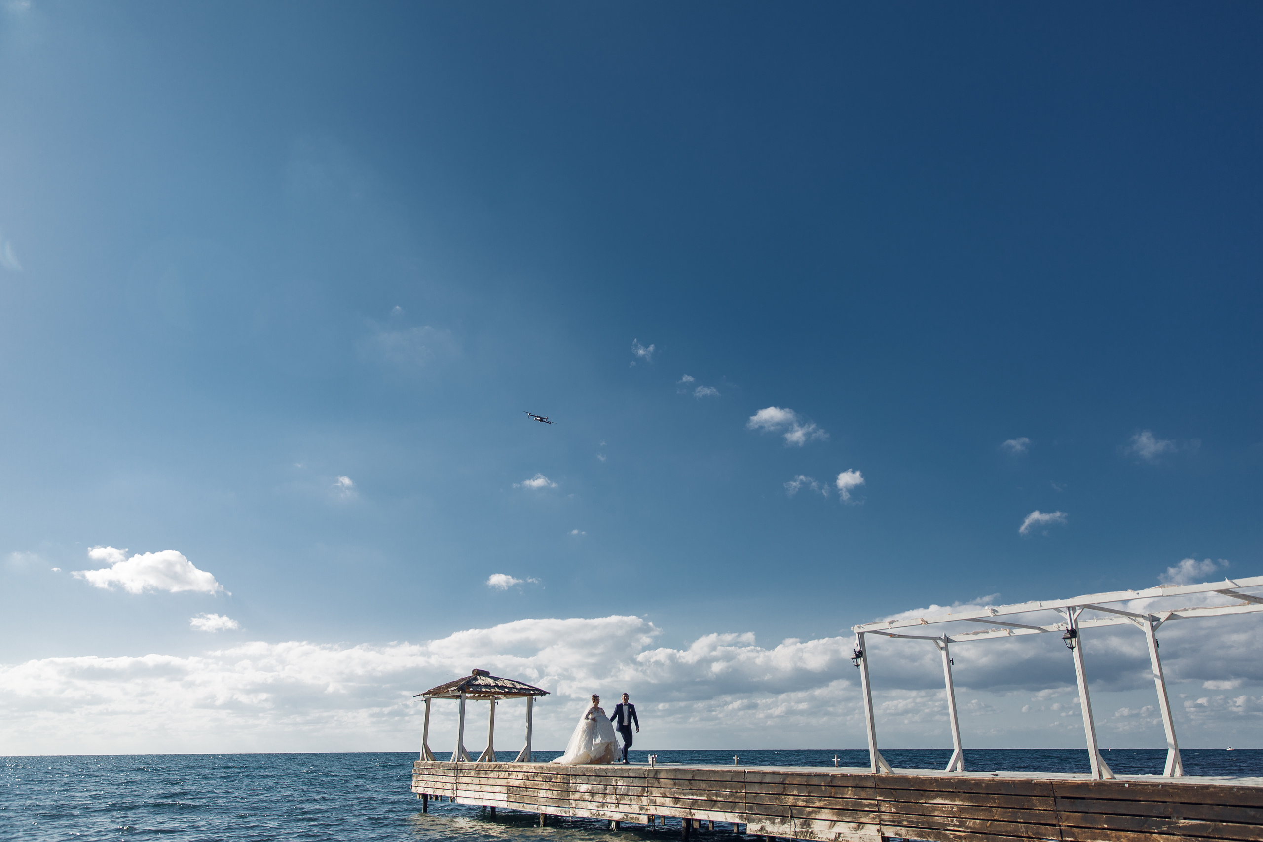Миша и Яна. Профессиональная фотосъёмка интерьеров, предметная фотосессия еды для меню г. Анапа