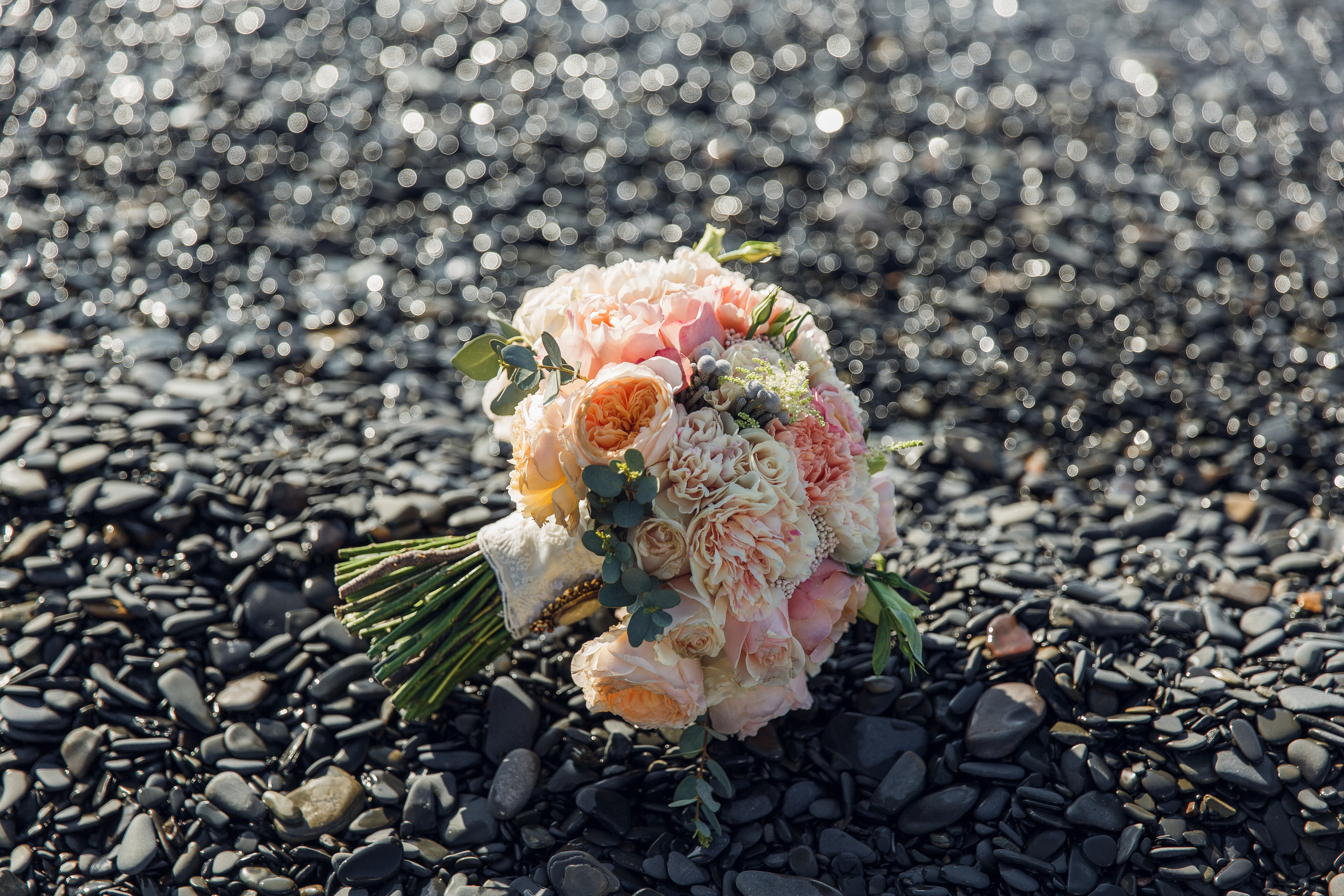 Миша и Яна. Профессиональная фотосъёмка интерьеров, предметная фотосессия еды для меню г. Анапа