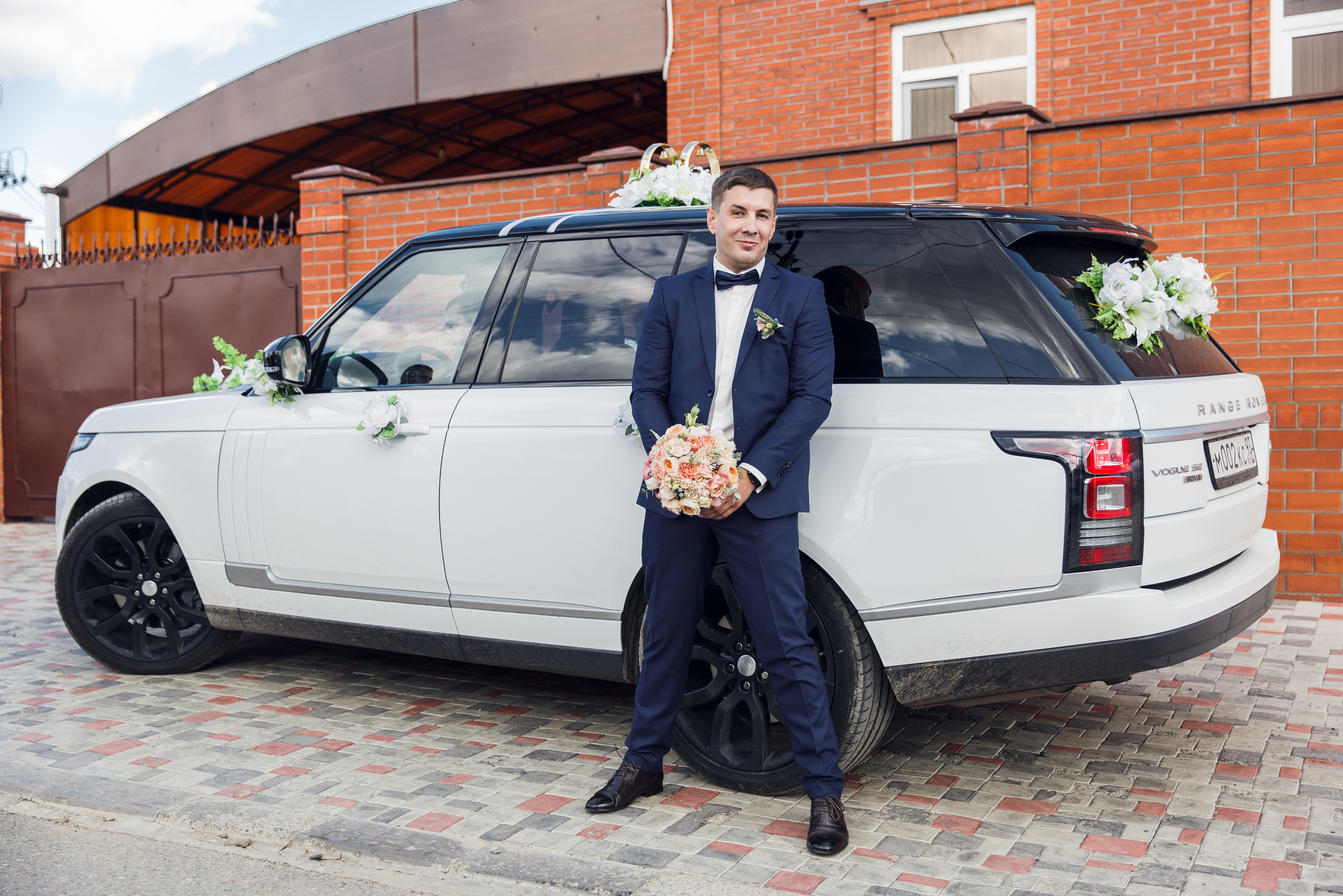 Миша и Яна. Профессиональная фотосъёмка интерьеров, предметная фотосессия еды для меню г. Анапа