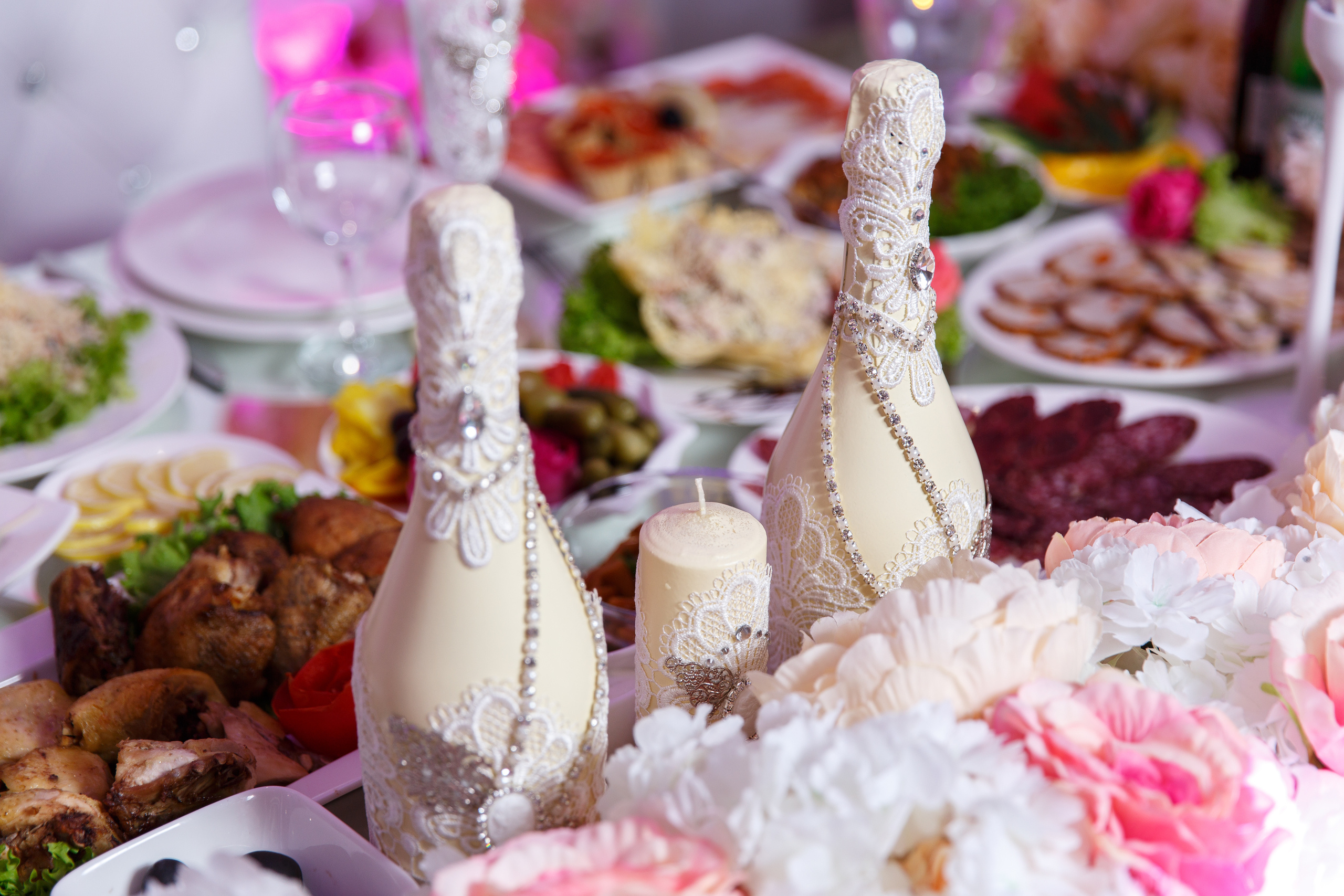 Миша и Яна. Профессиональная фотосъёмка интерьеров, предметная фотосессия еды для меню г. Анапа