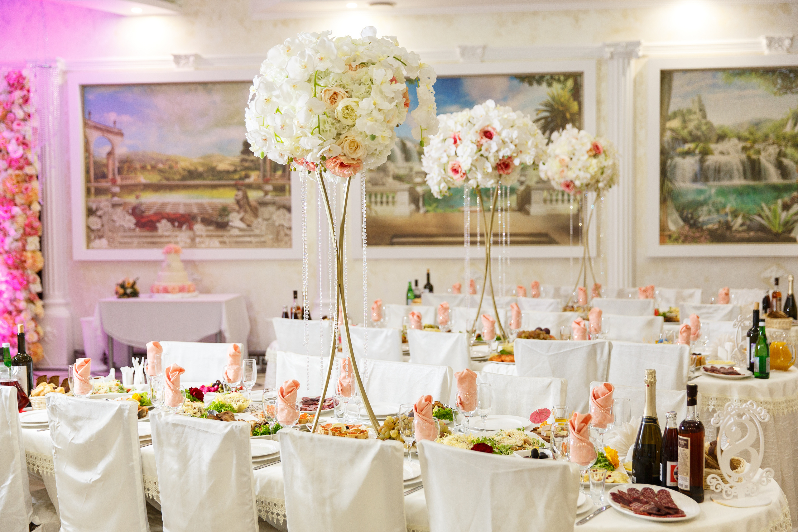 Миша и Яна. Профессиональная фотосъёмка интерьеров, предметная фотосессия еды для меню г. Анапа