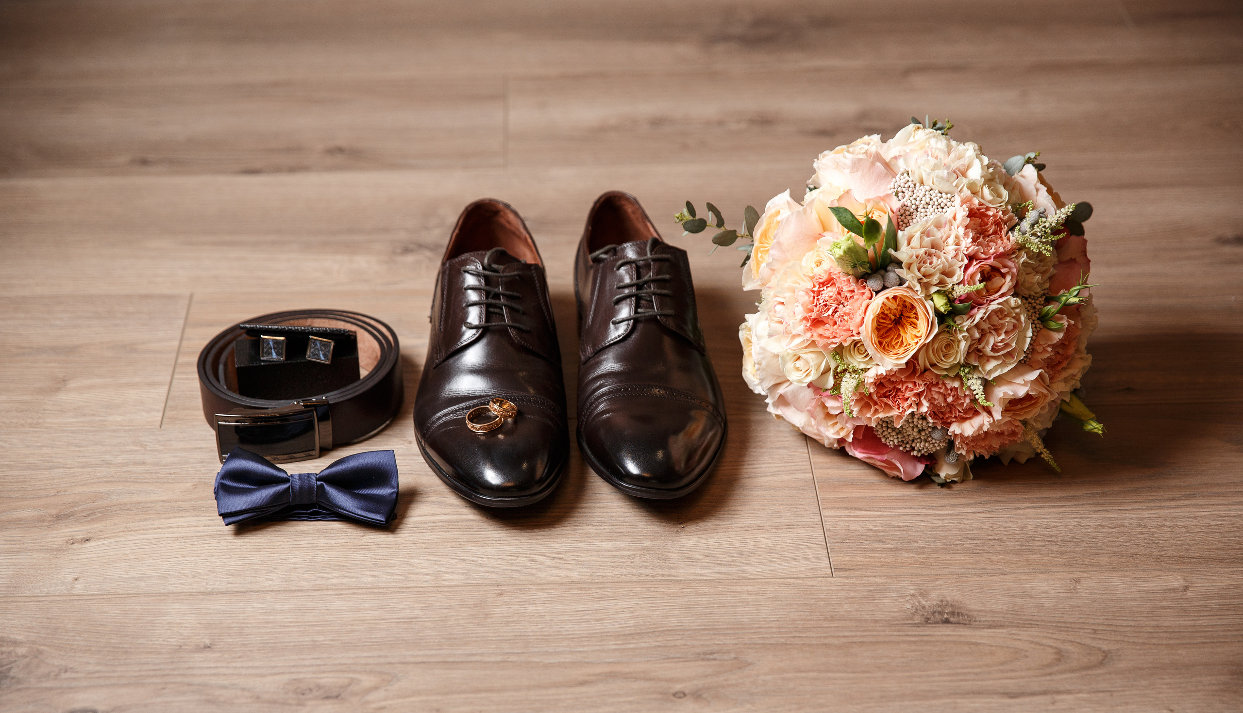 Миша и Яна. Профессиональная фотосъёмка интерьеров, предметная фотосессия еды для меню г. Анапа