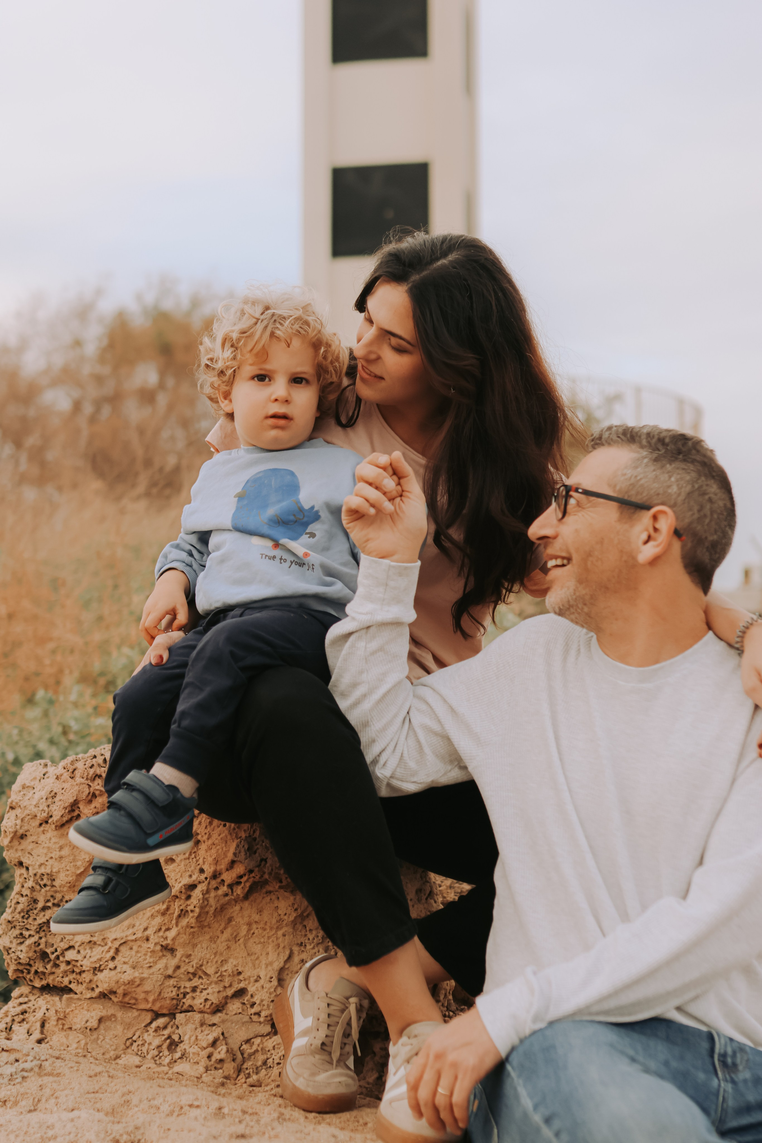 Eithan's family, Tel Aviv | February 2026. Photographer in Israel Alice Milchin