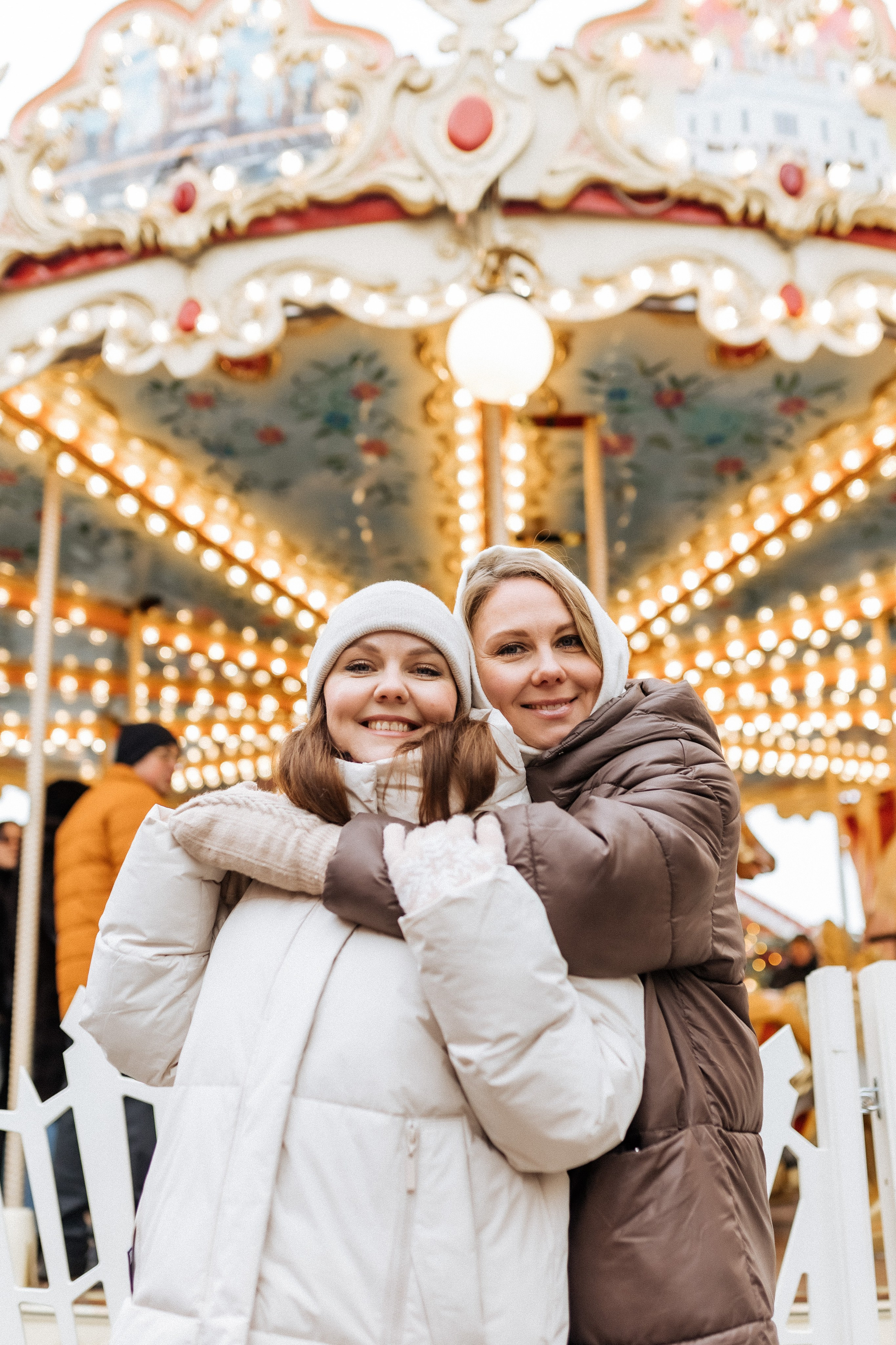Новогодняя прогулка, ГУМ-ярмарка. Ира и Маша!. Профессиональный фотограф, Москва |Видное Елена Елизарова