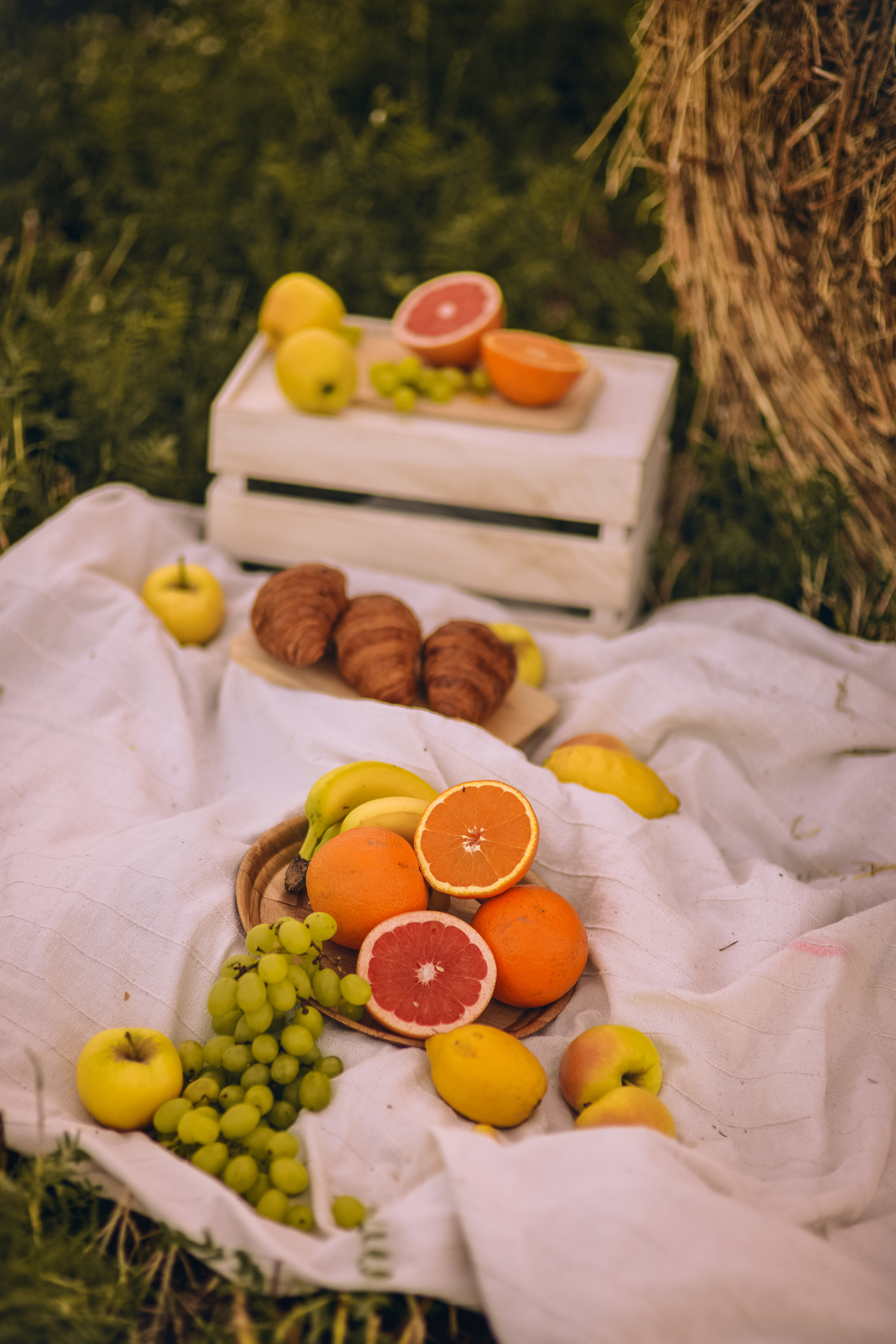 Pregnancy. Photographer in Provence Julia Lipiainen